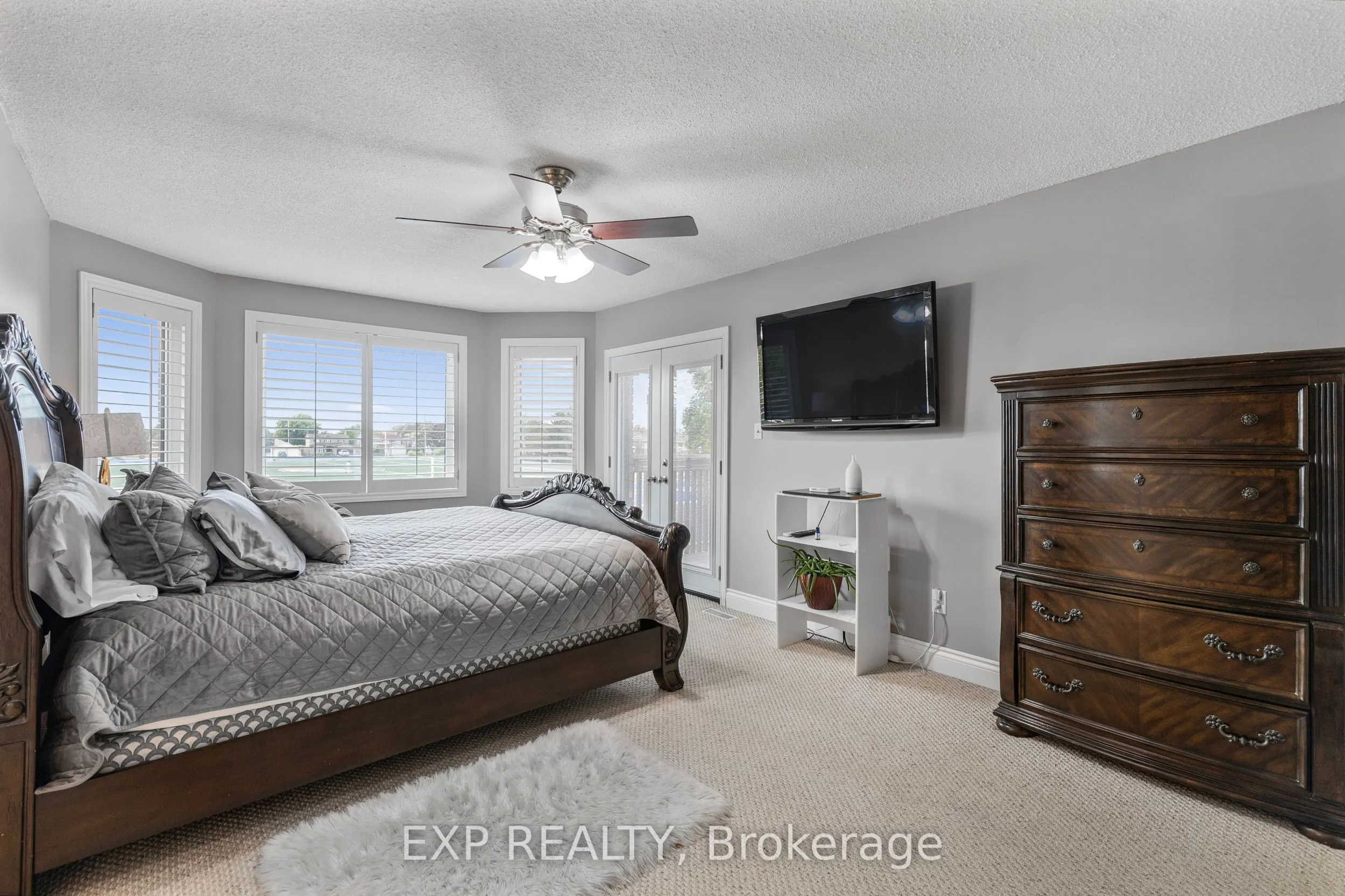 10 Vega Crescent