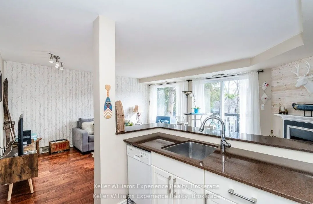 27 Turner Drive, #14