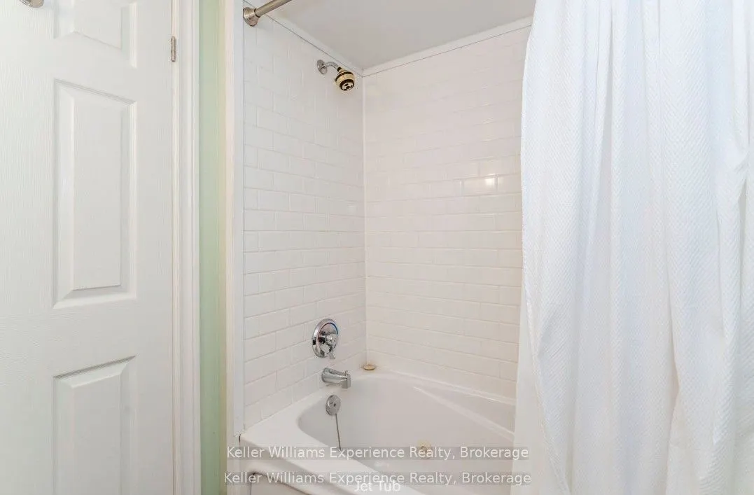 27 Turner Drive, #14