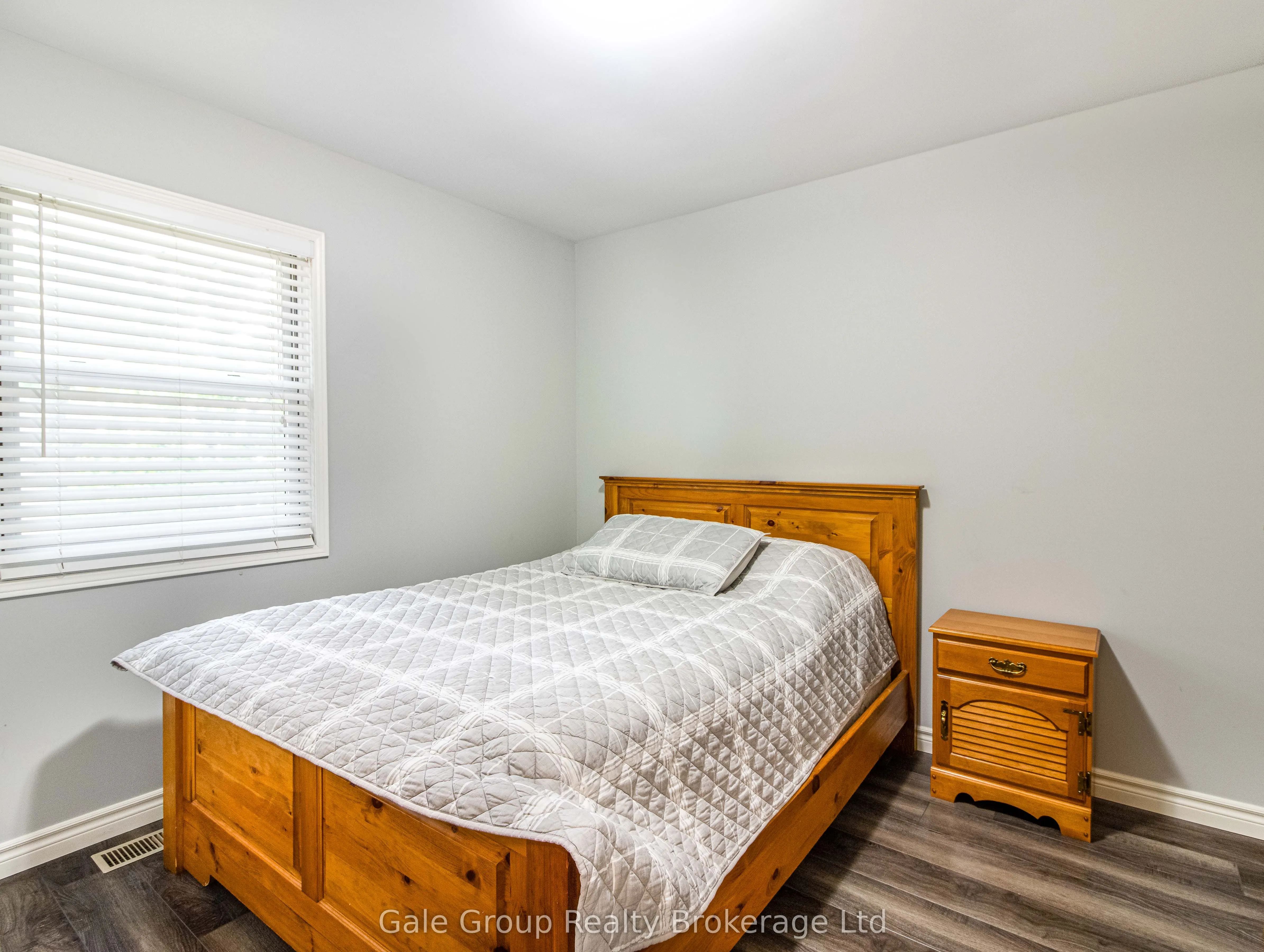 55 Sioux Crescent