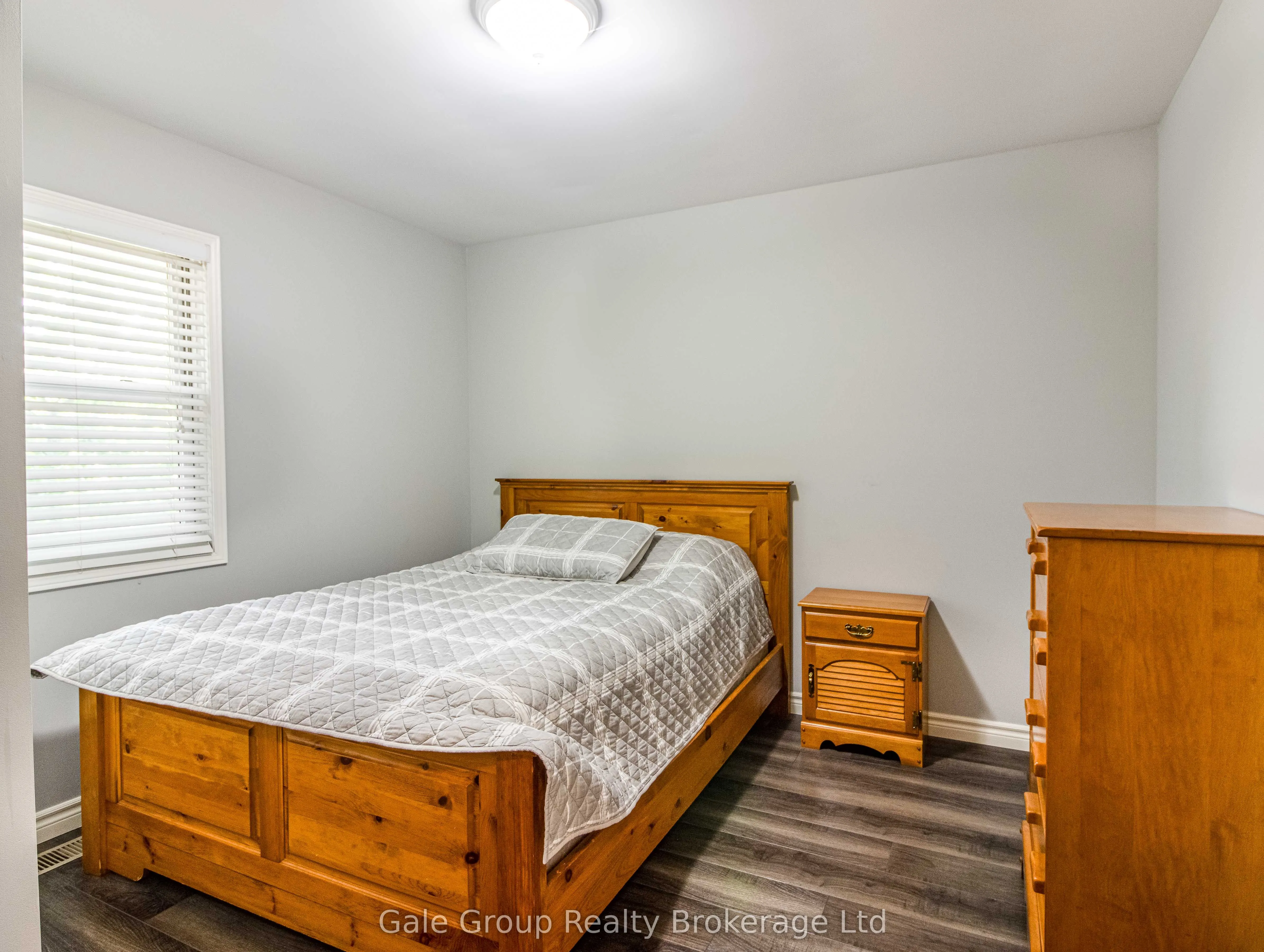 55 Sioux Crescent
