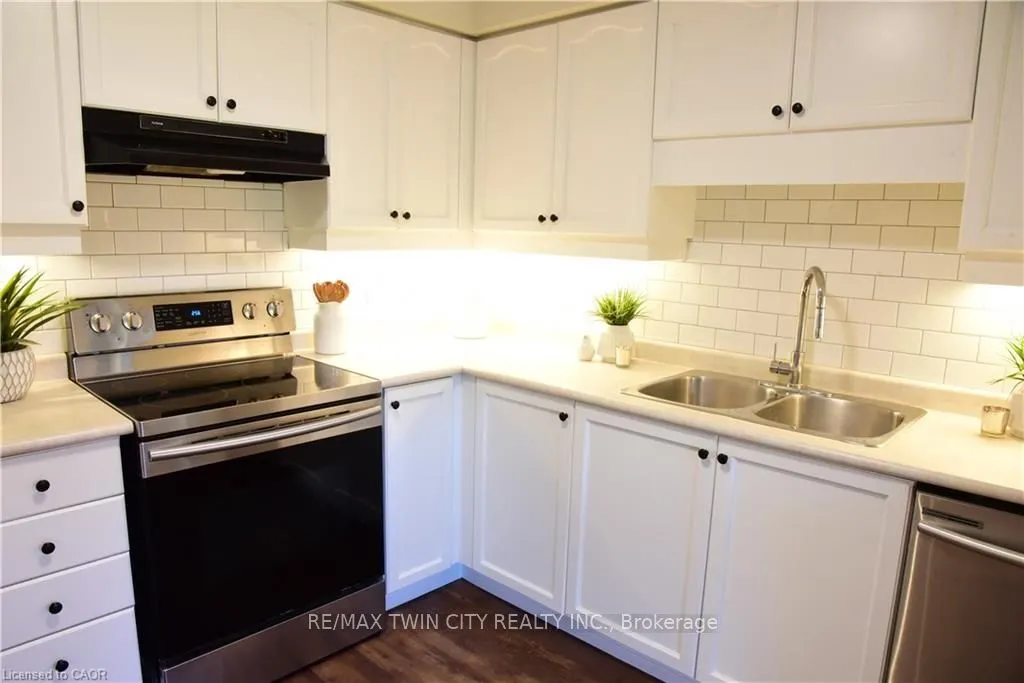 42 GREEN VALLEY Drive, #19