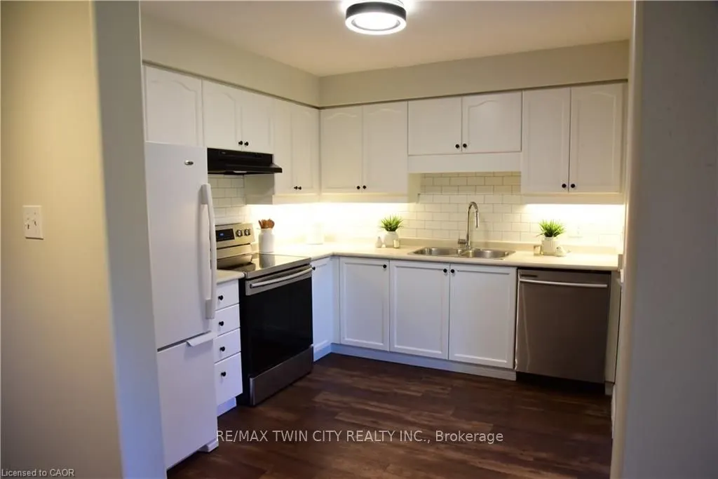 42 GREEN VALLEY Drive, #19