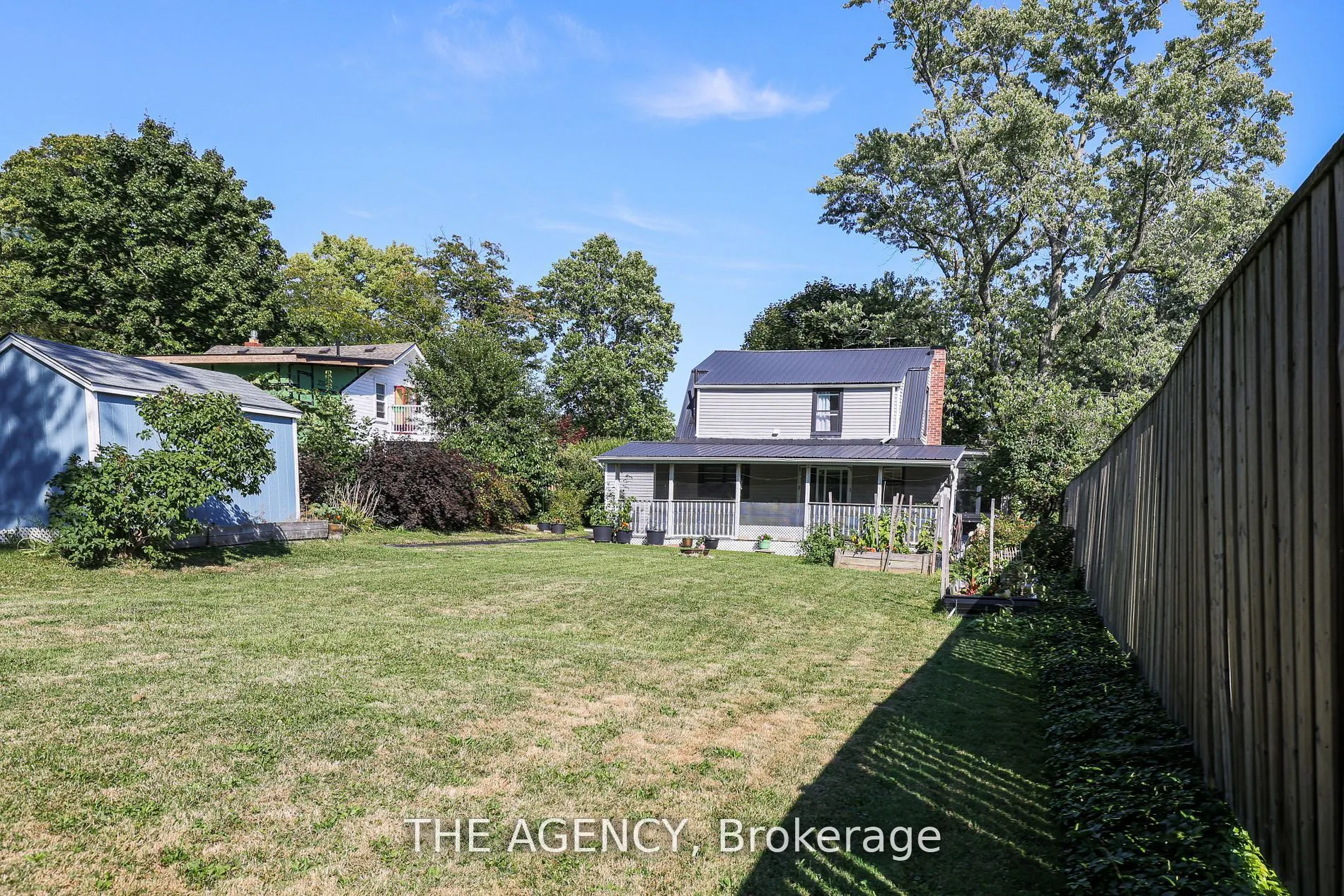 231 Prospect Point Road S