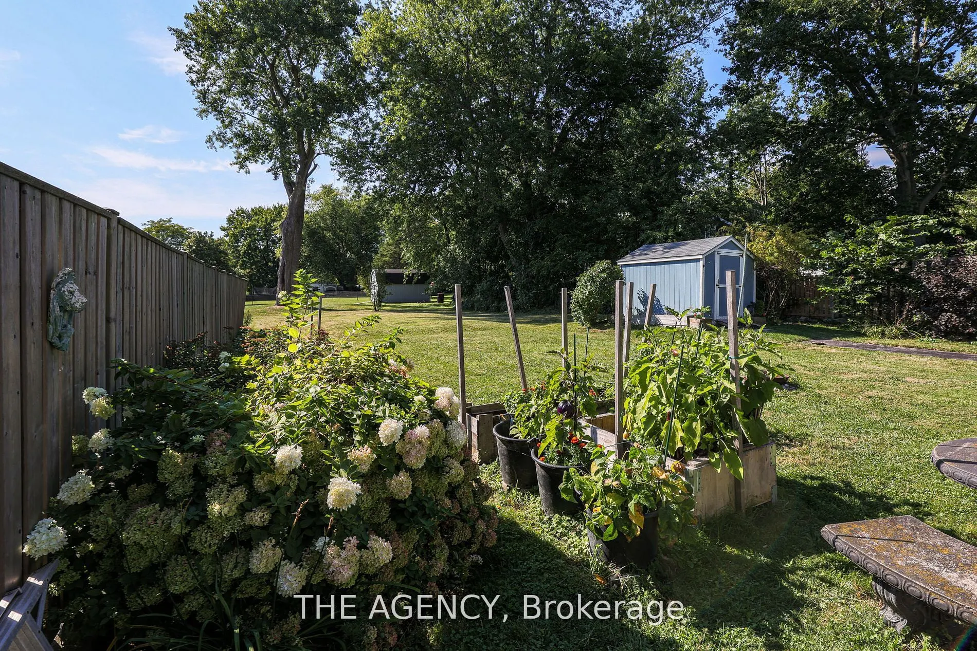 231 Prospect Point Road S