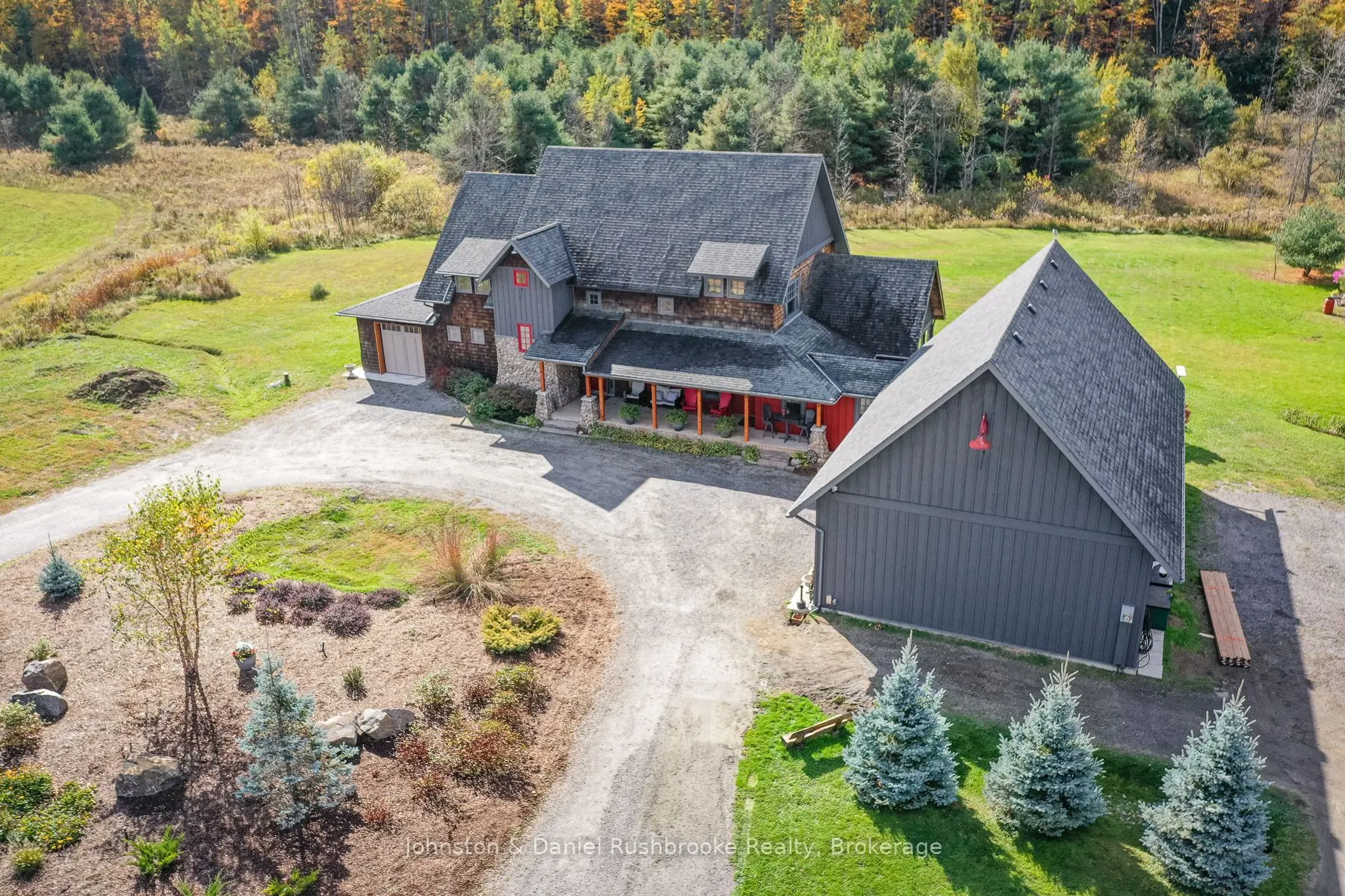 1422 Muskoka Rd 118 Road W
