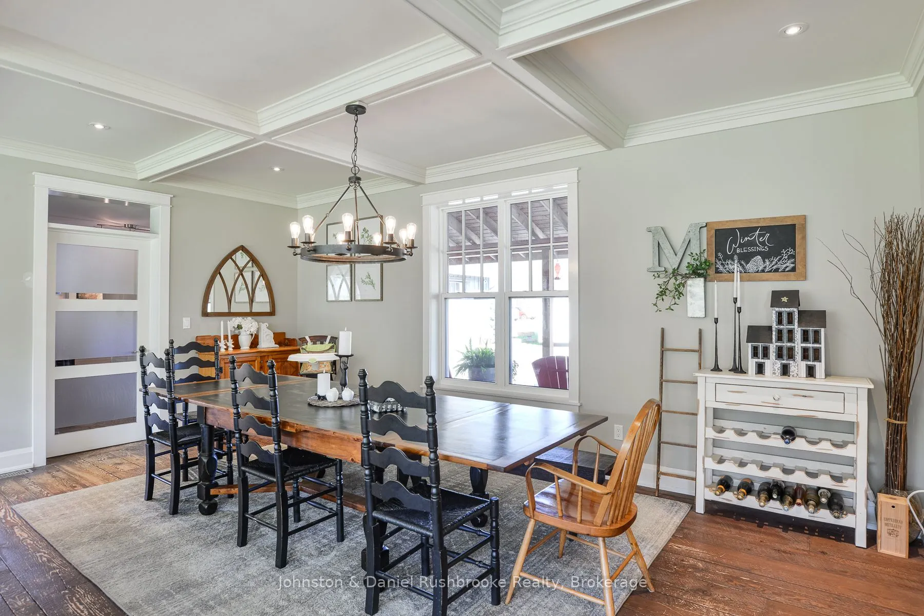 1422 Muskoka Rd 118 Road W