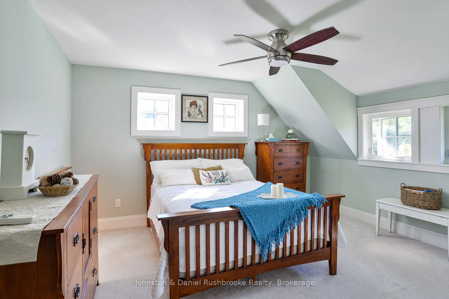 1422 Muskoka Rd 118 Road W