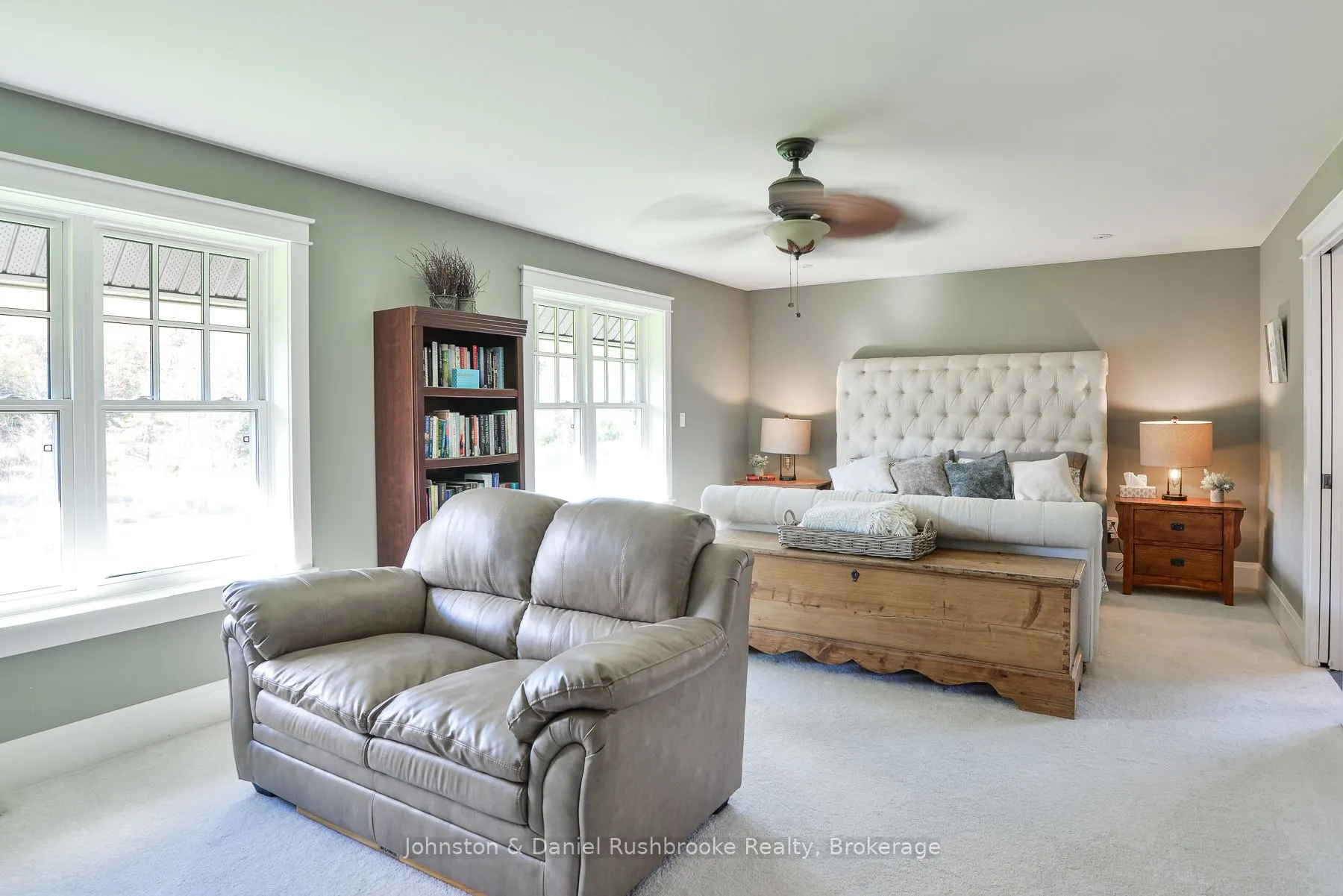 1422 Muskoka Rd 118 Road W