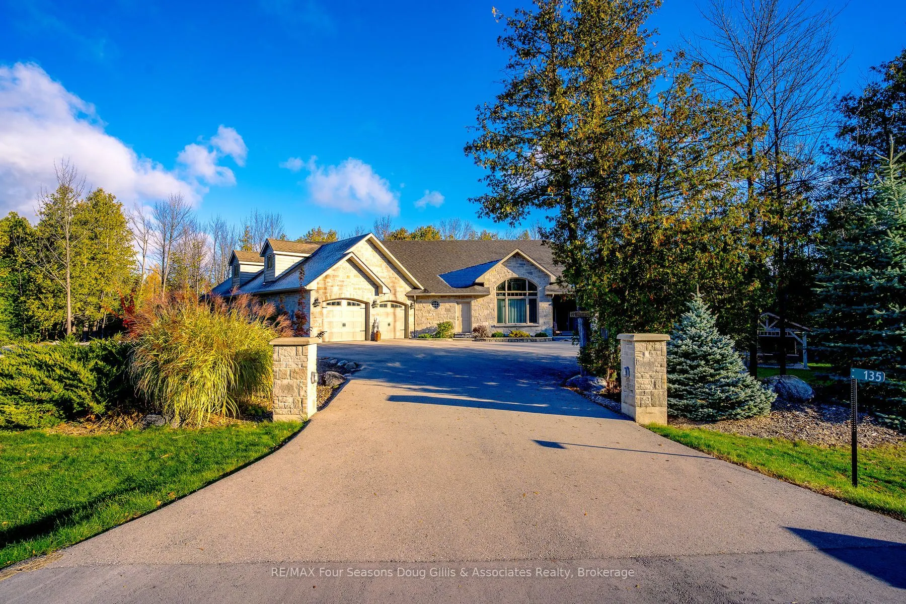 135 Algonquin Drive