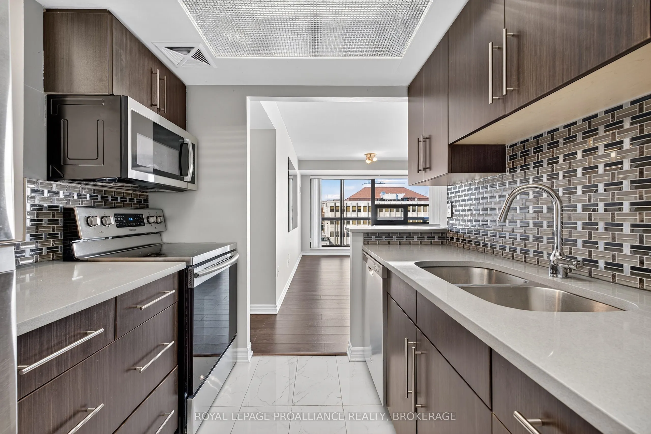 165 Ontario Street, #701