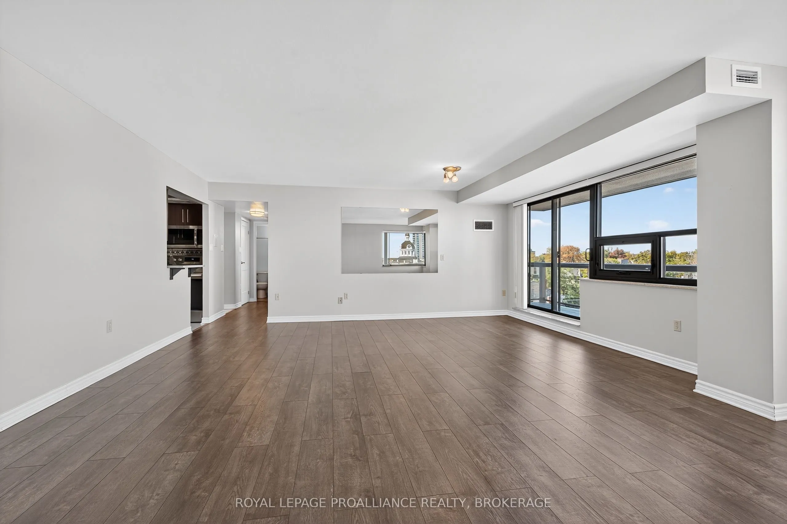 165 Ontario Street, #701