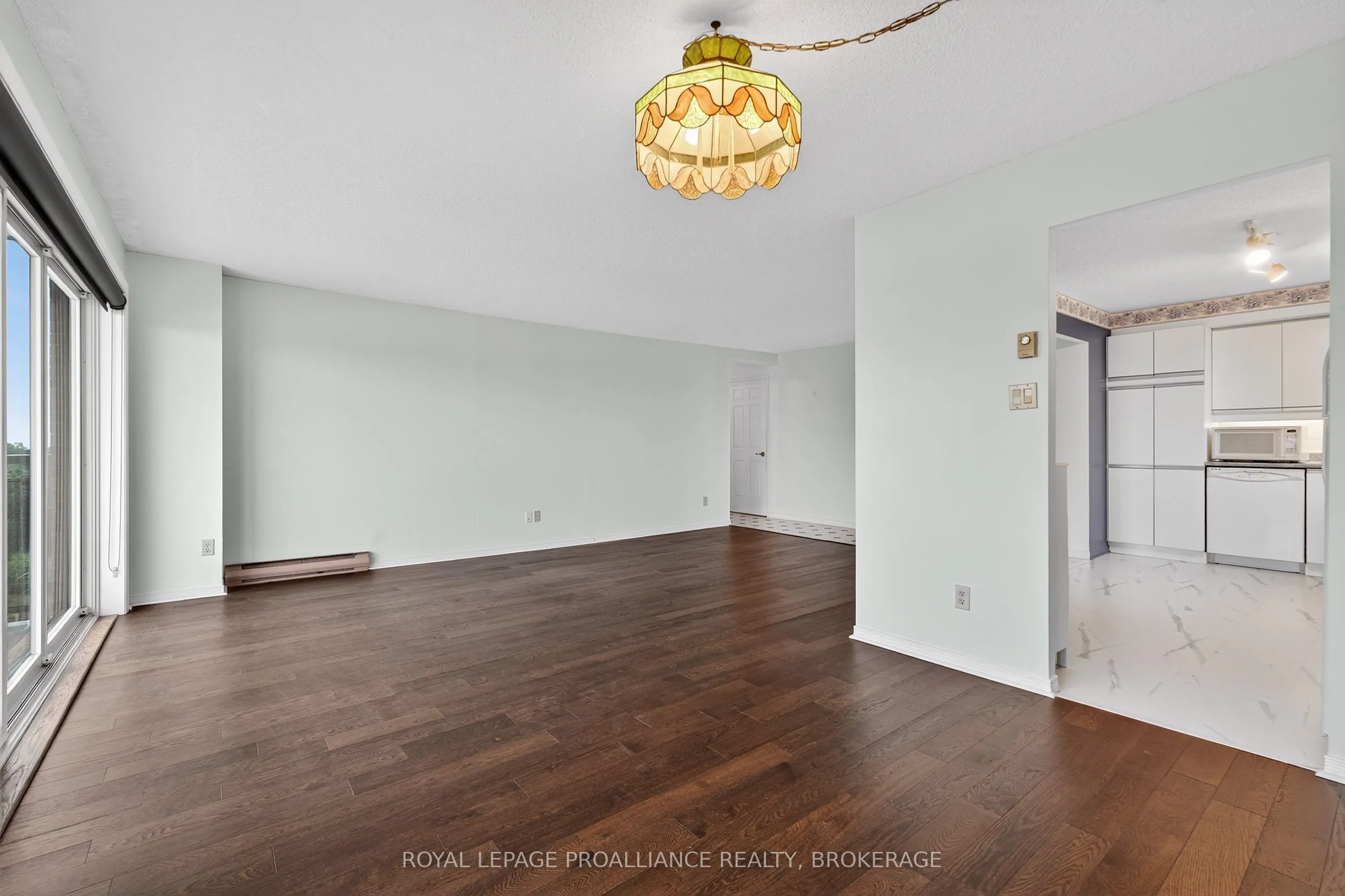 257 Bath Road #1006