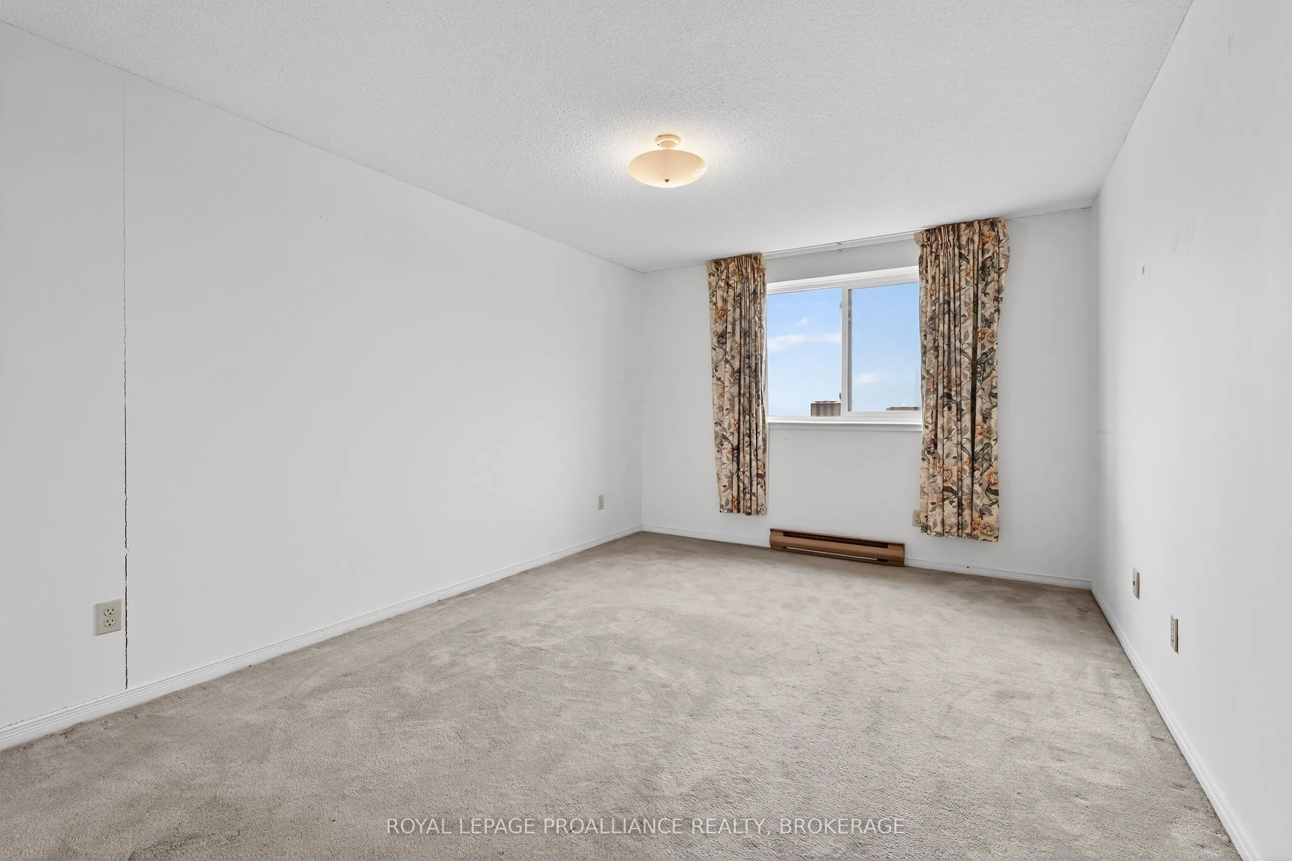 257 Bath Road, #1006