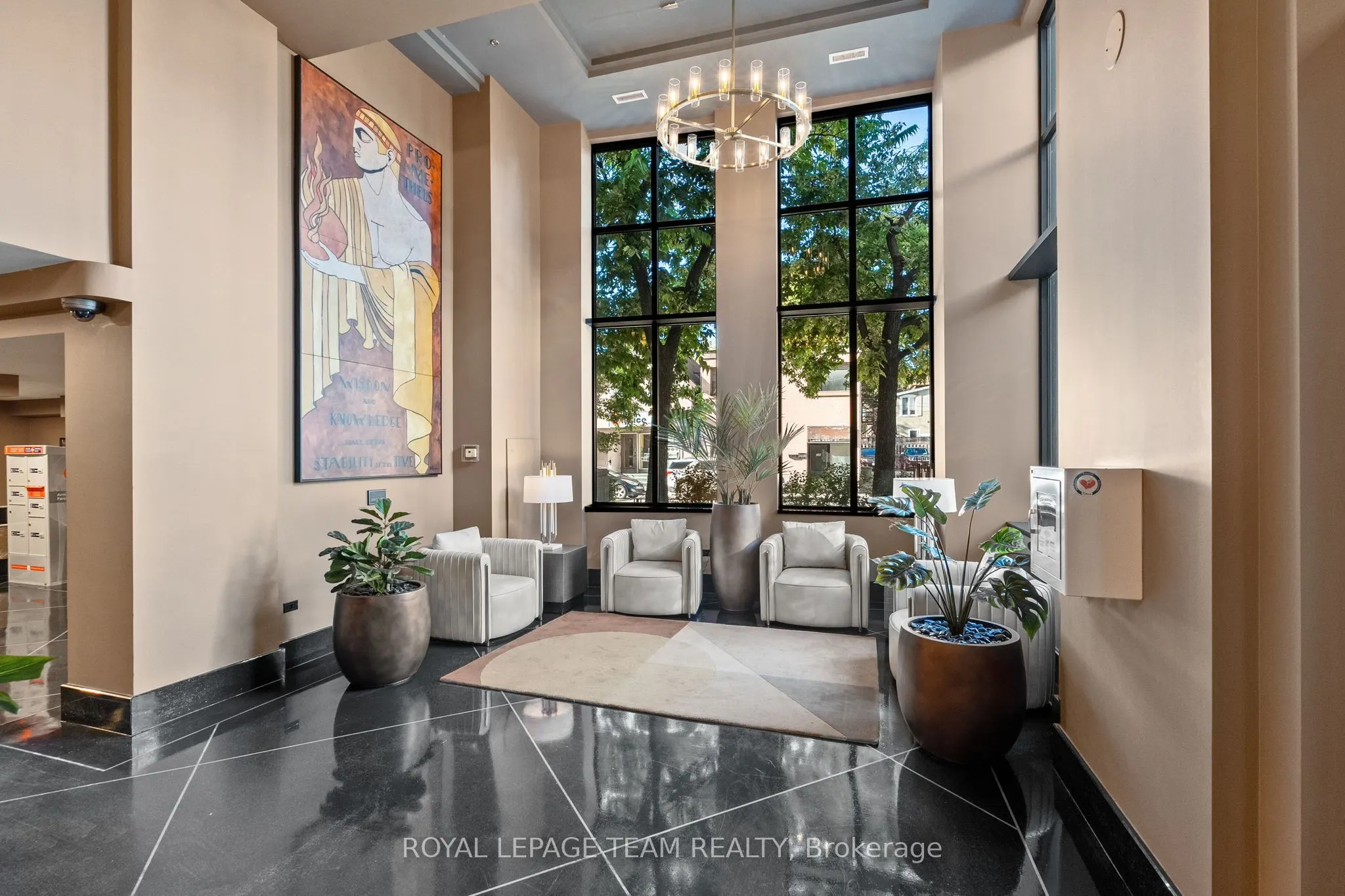 245 Kent Street, #407