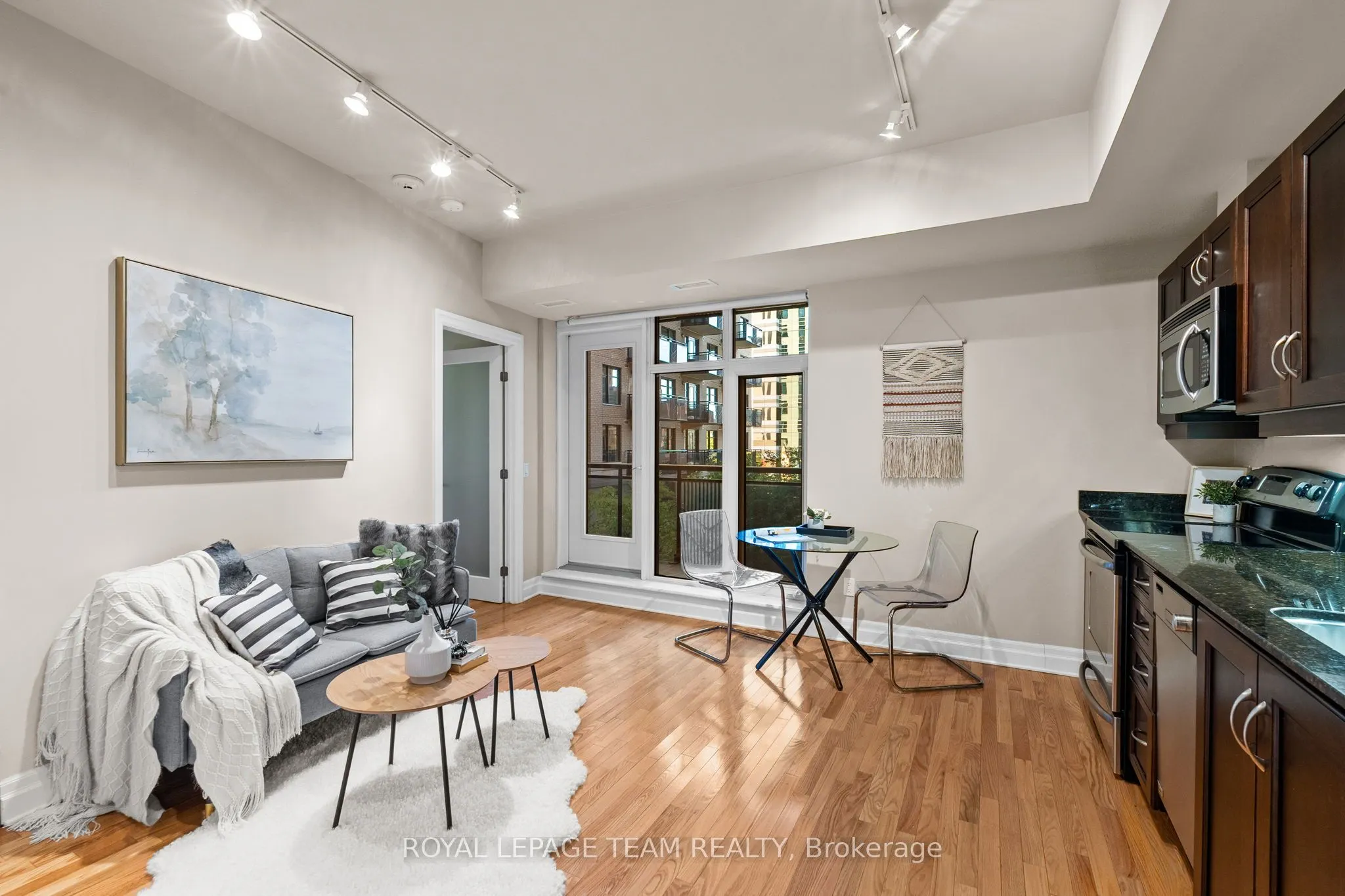 245 Kent Street, #407