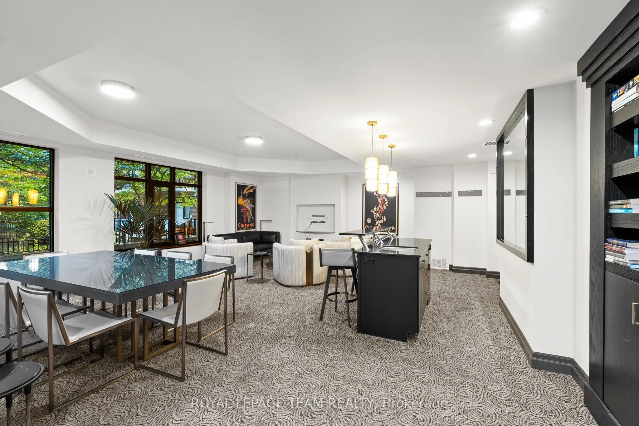 245 Kent Street, #407