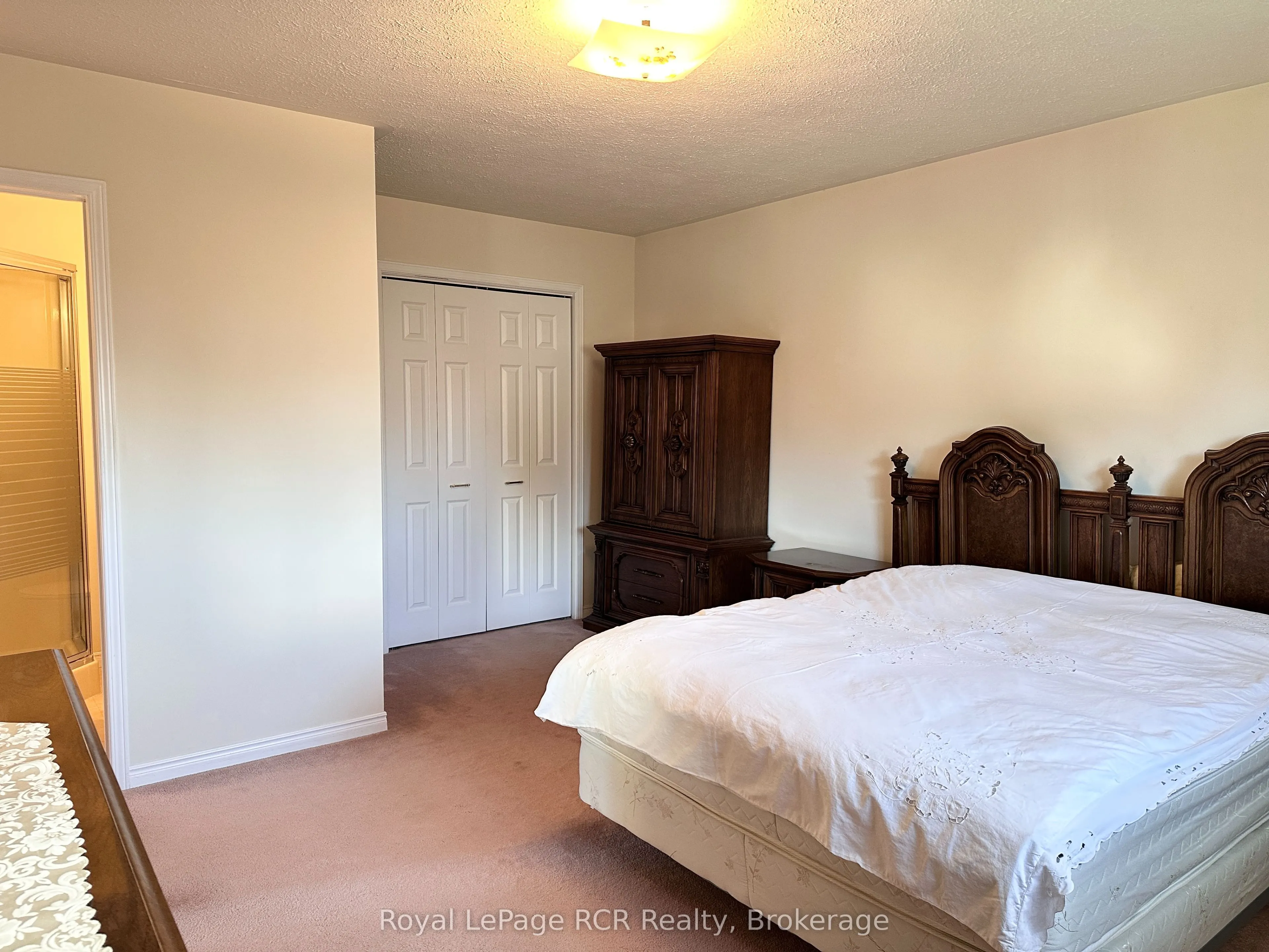 218 4th Street Crescent