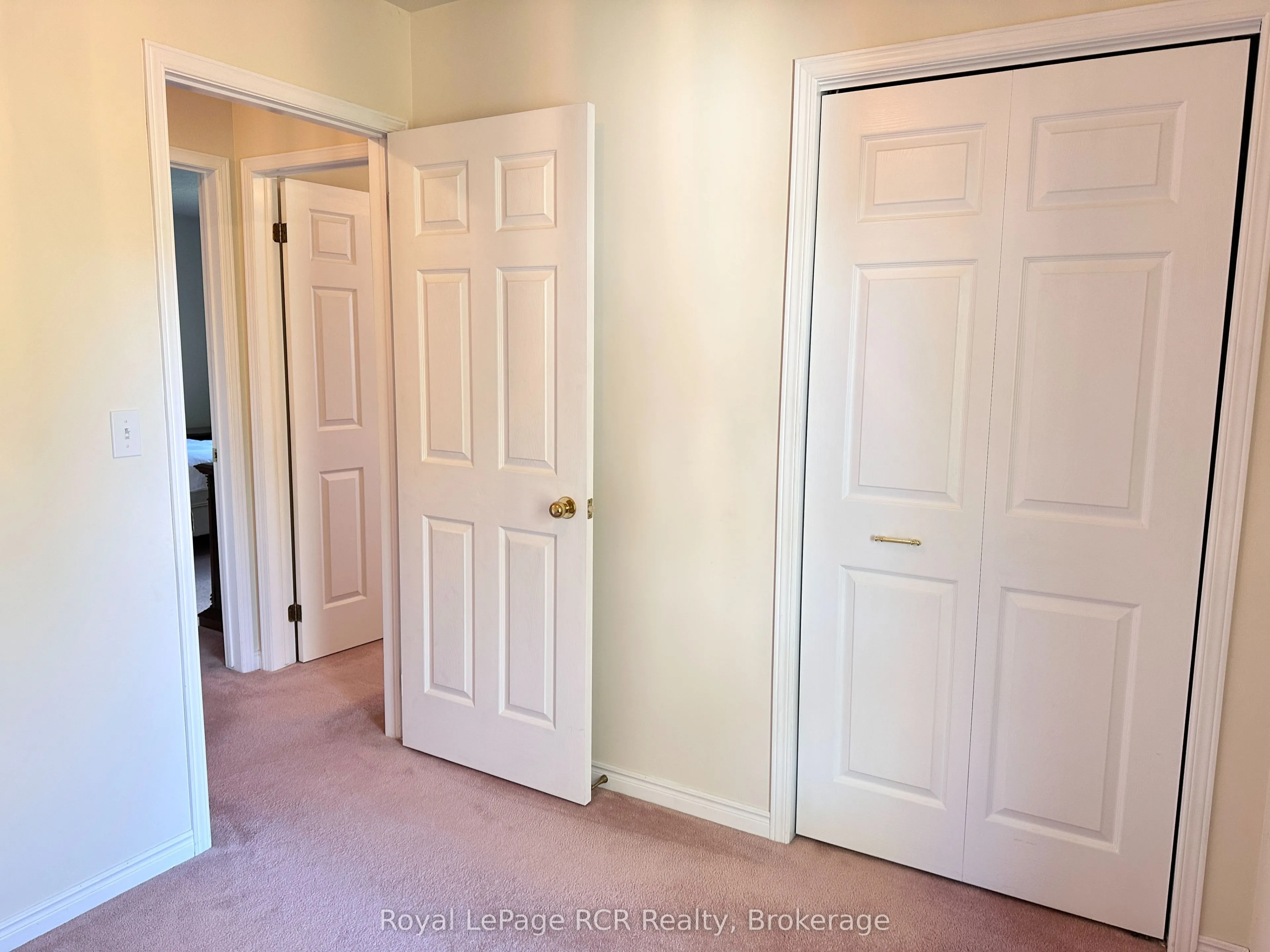 218 4th Street Crescent