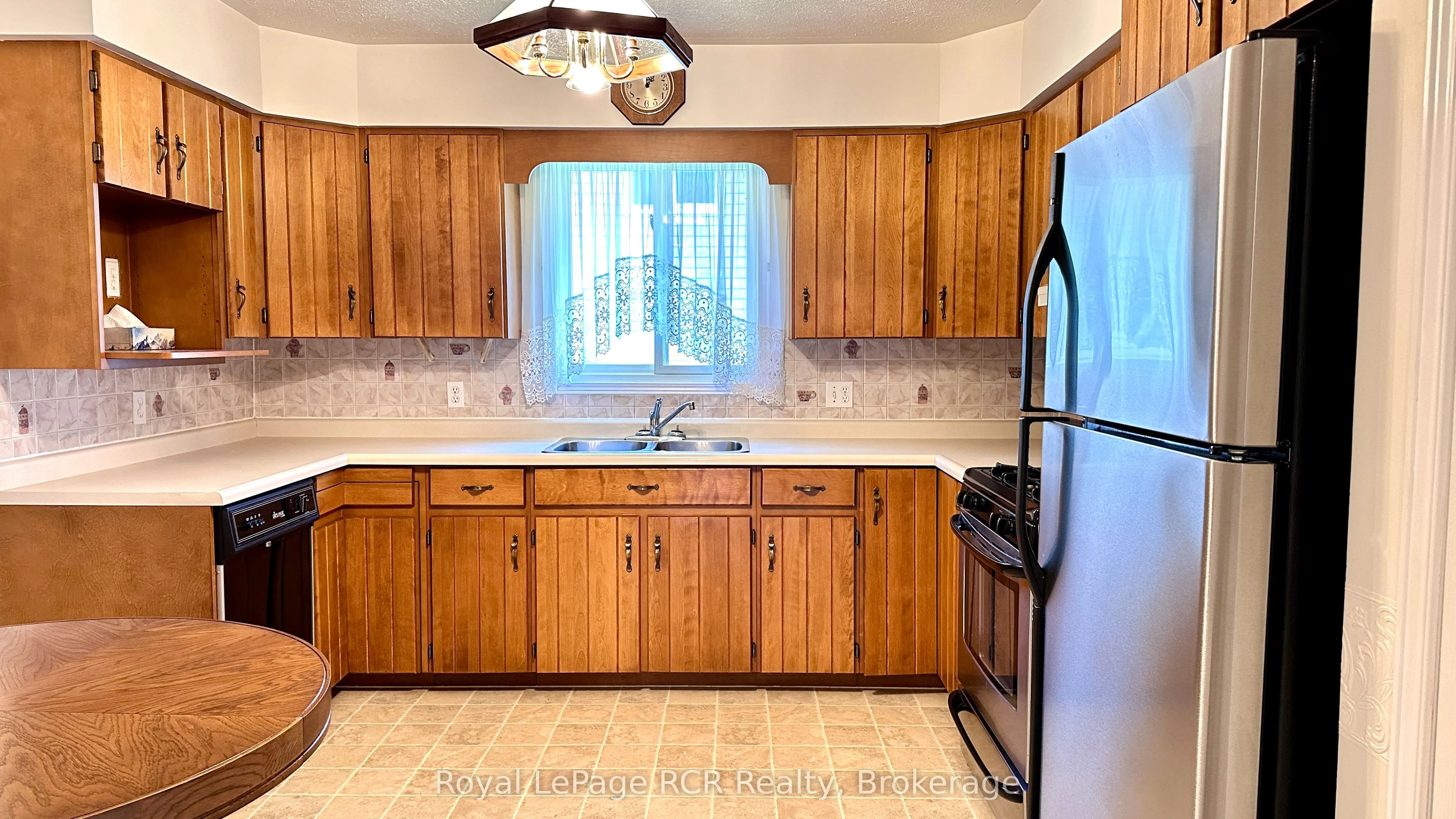 218 4th Street Crescent