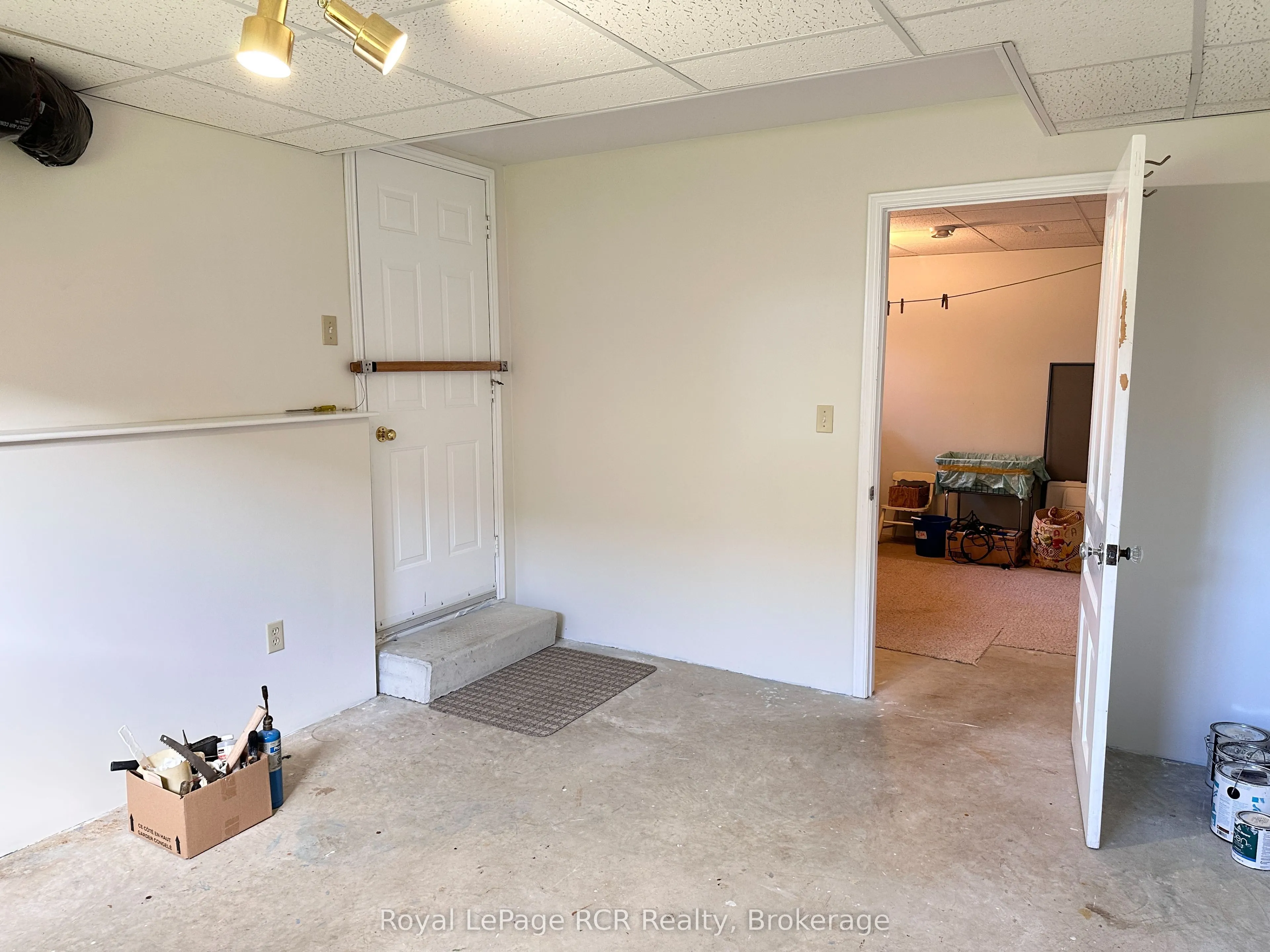 218 4th Street Crescent