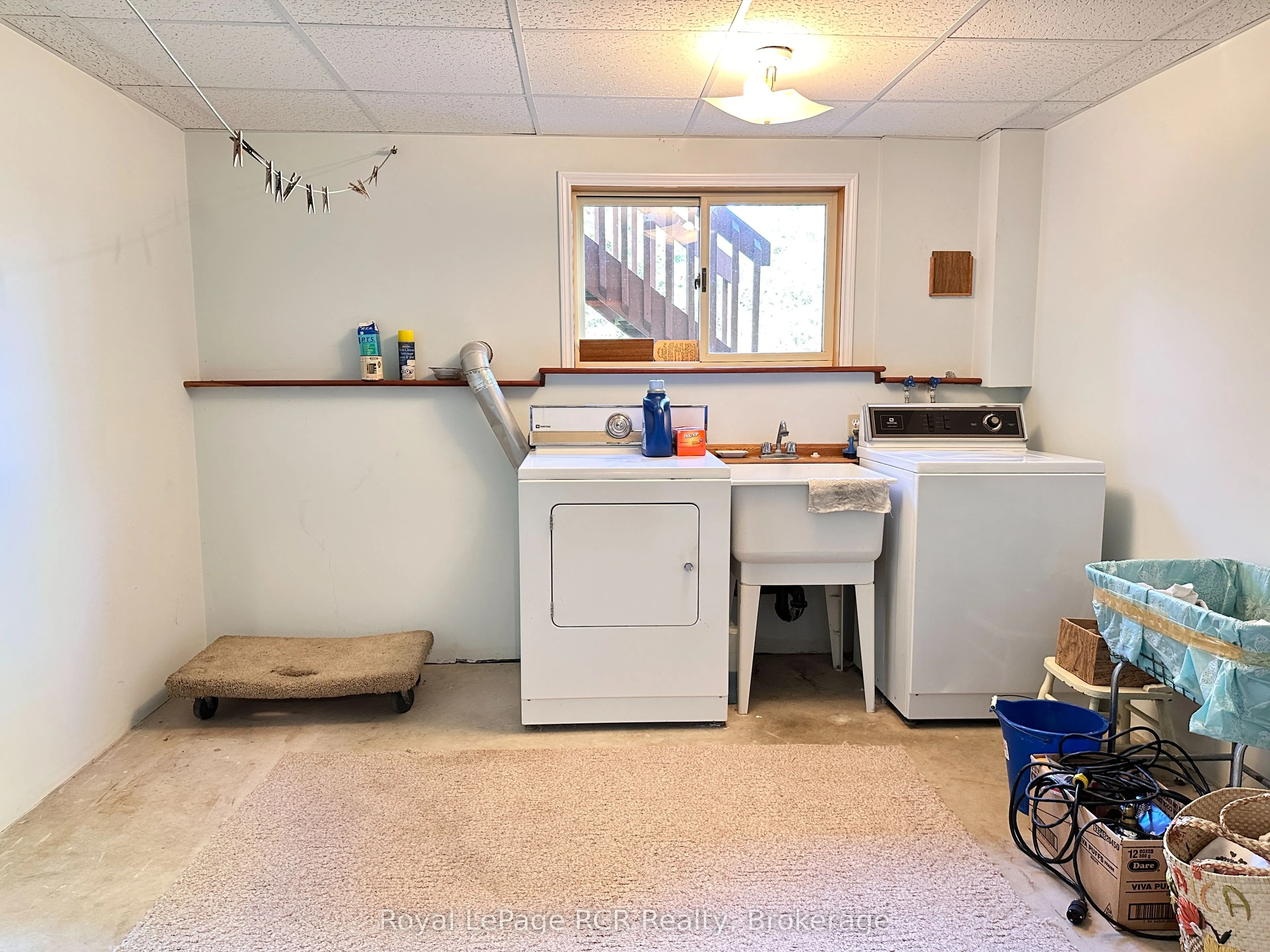218 4th Street Crescent