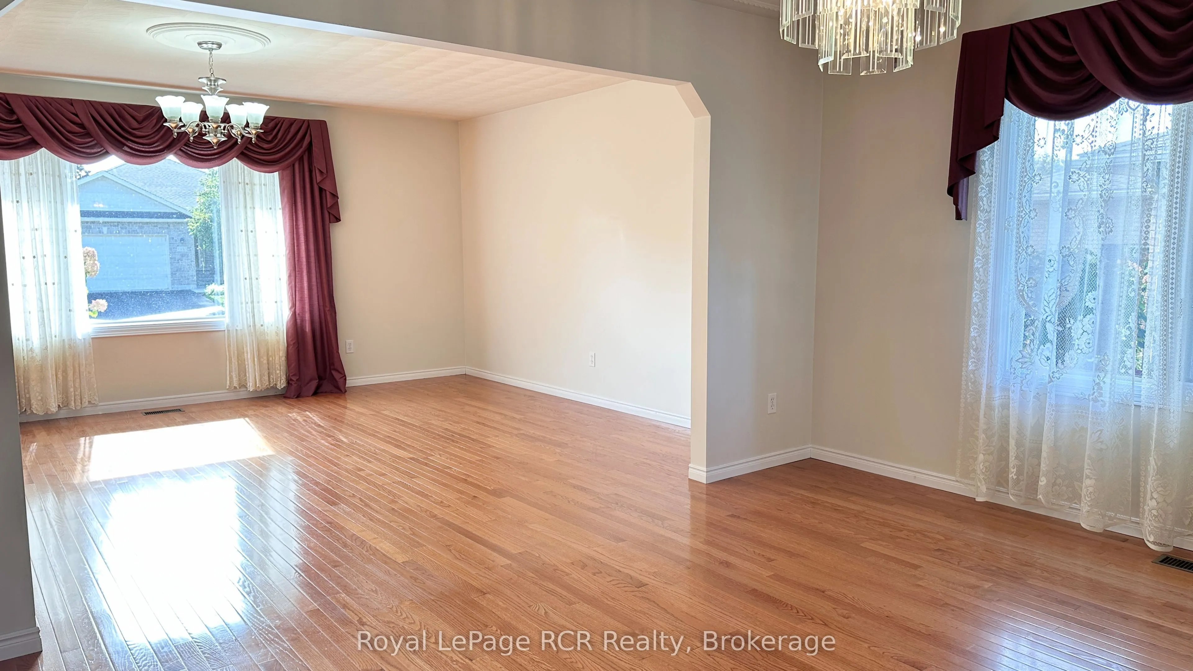 218 4th Street Crescent