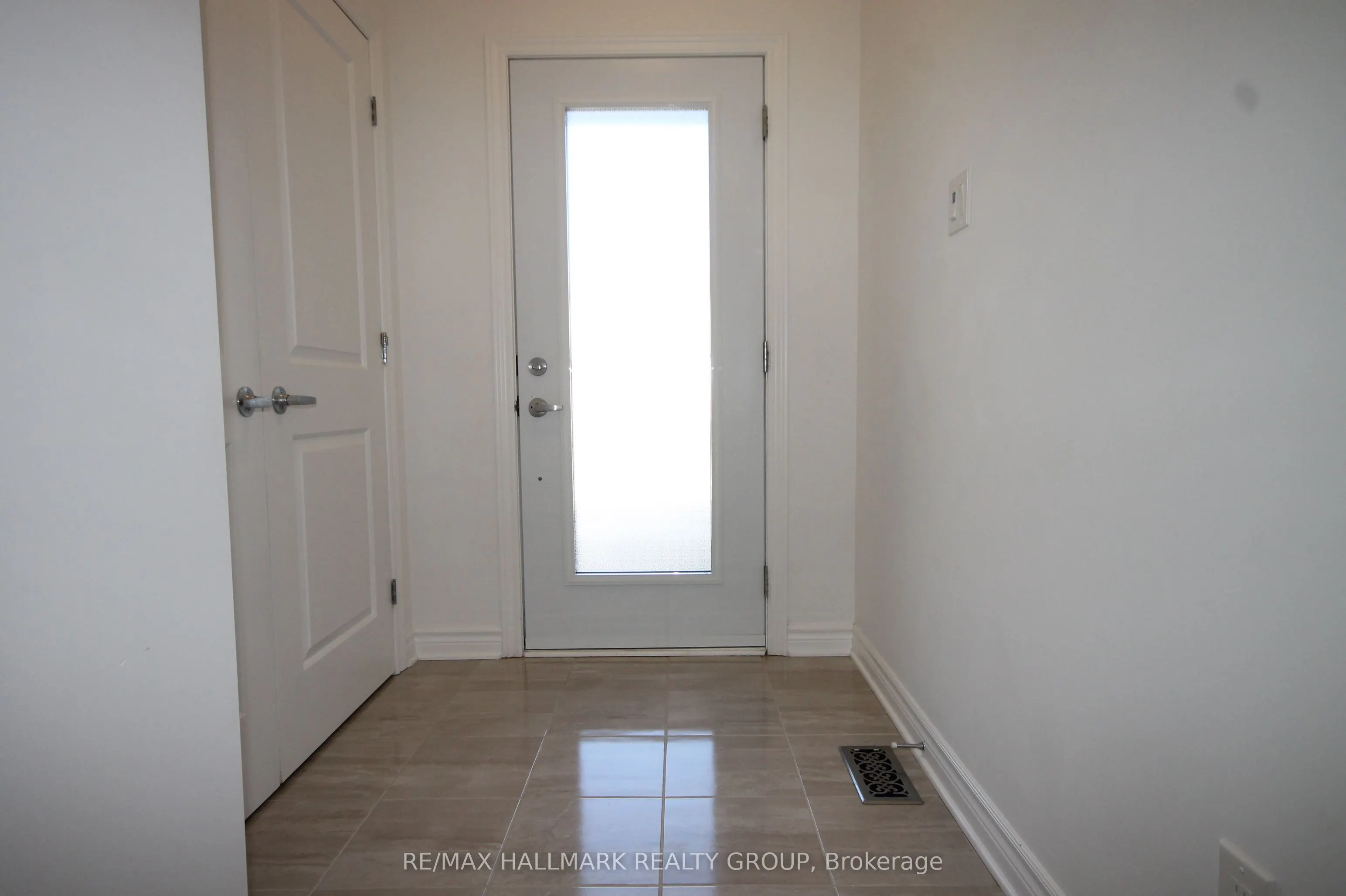 280 Munro Street