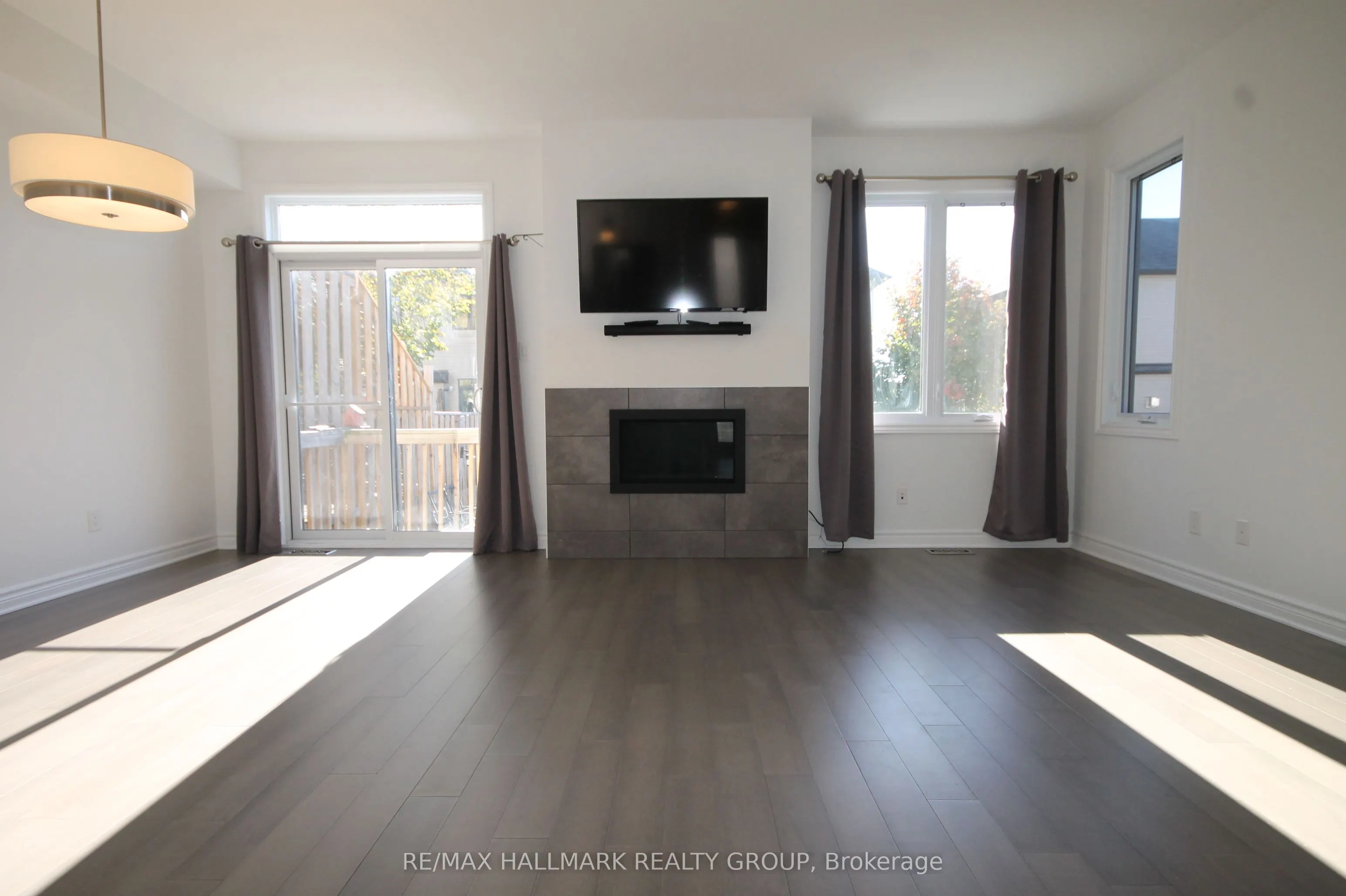 280 Munro Street