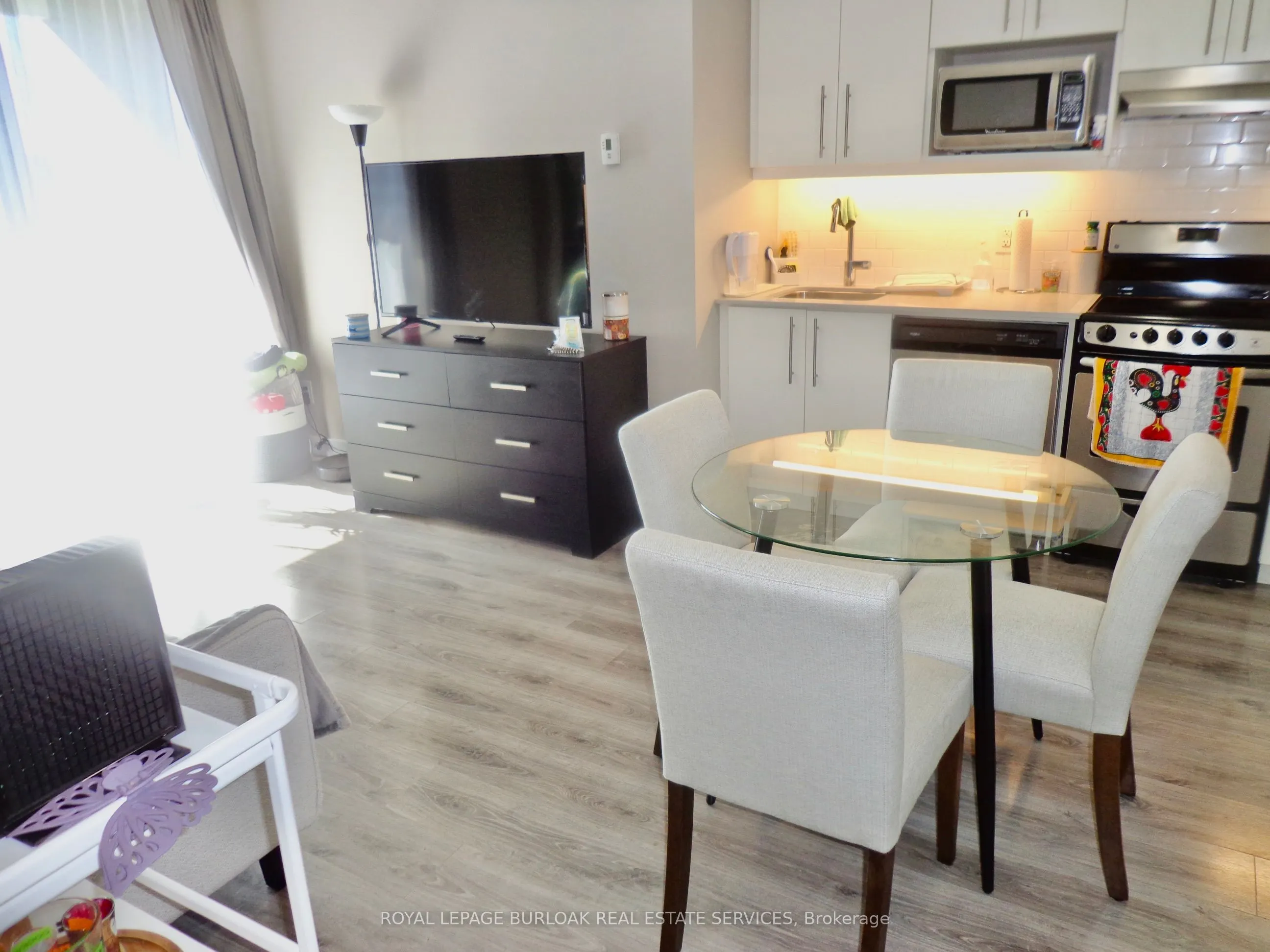 40 Esplanade Lane, #507