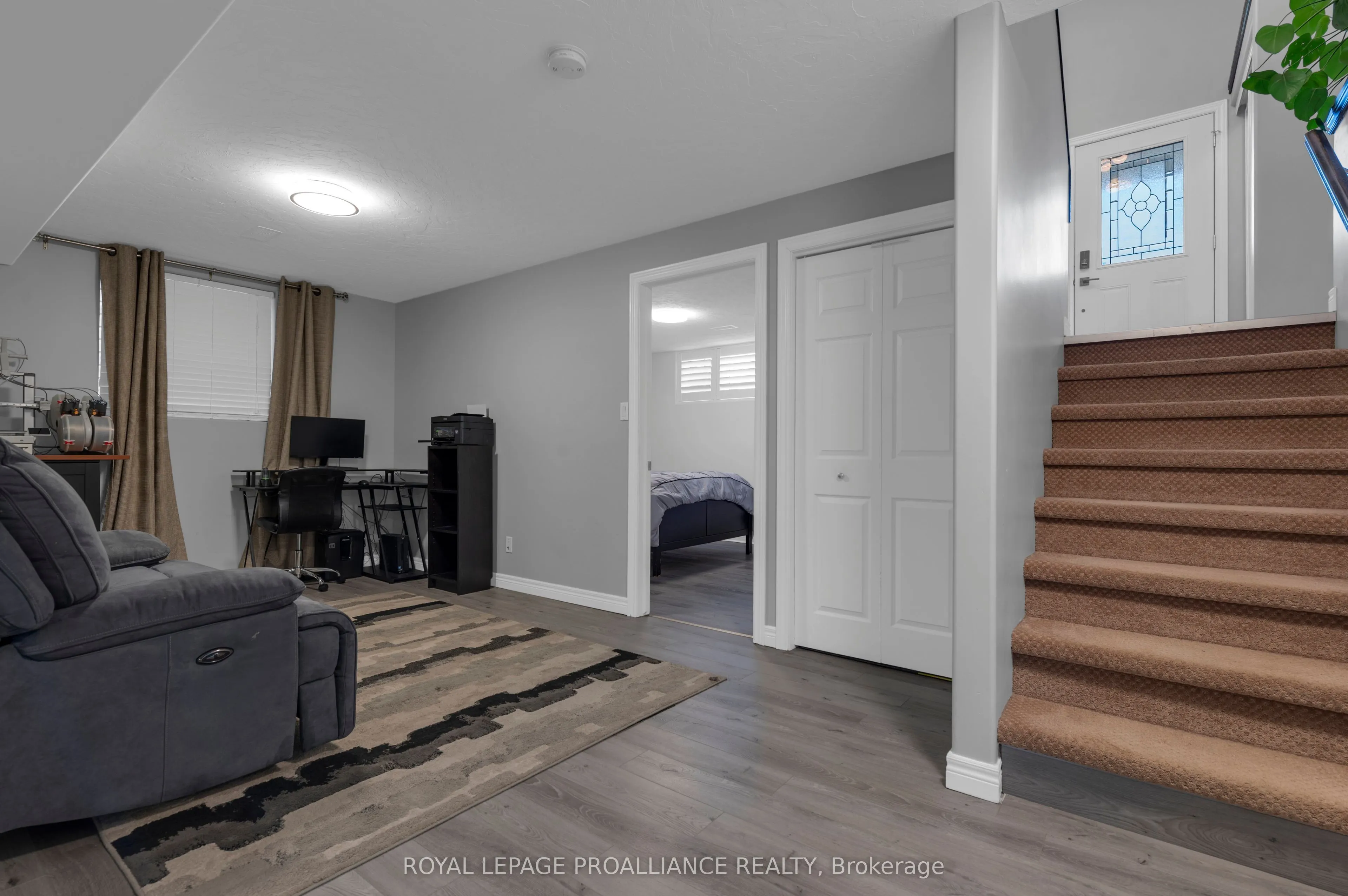 18 Fox Den Drive