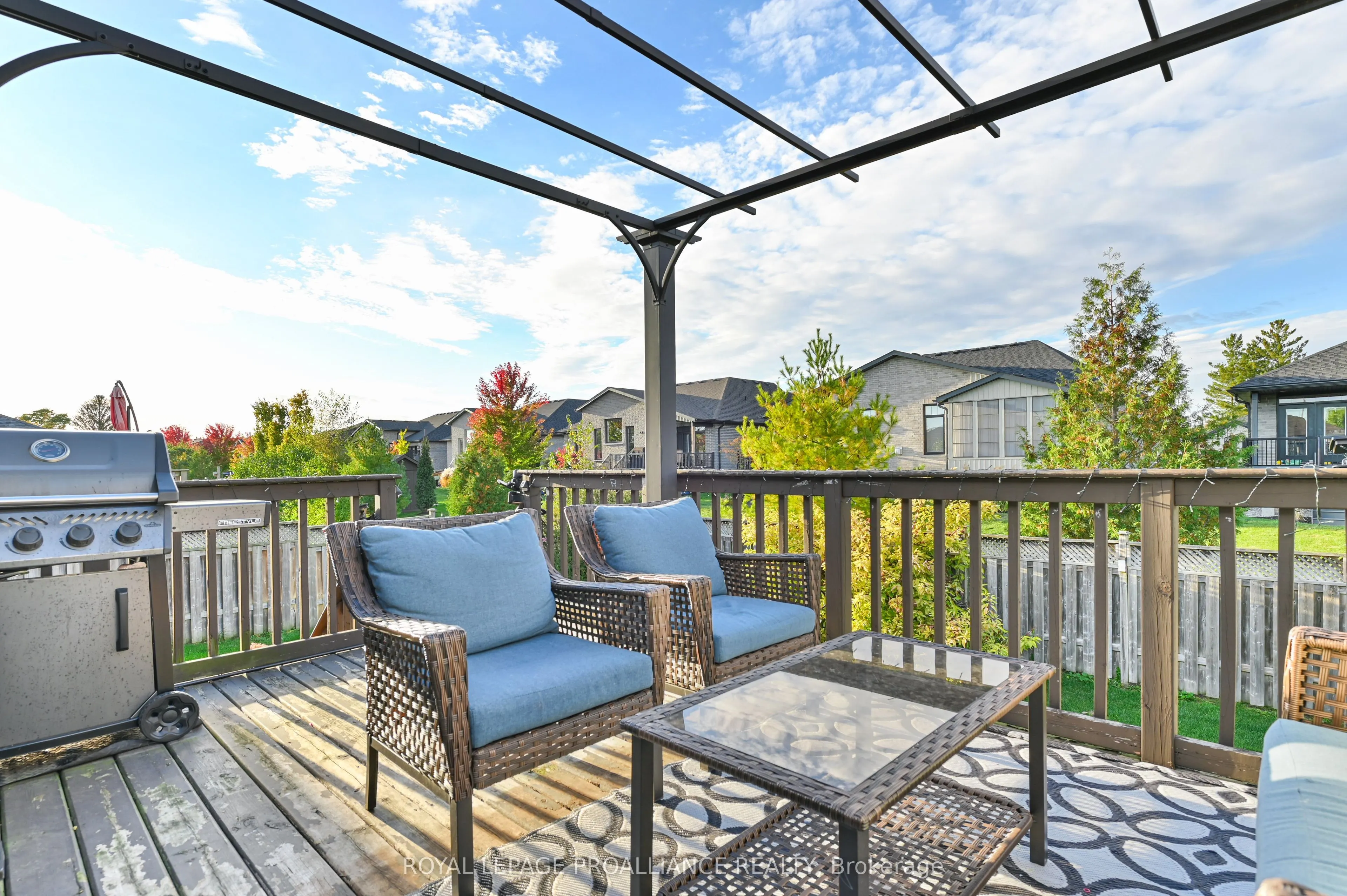 18 Fox Den Drive