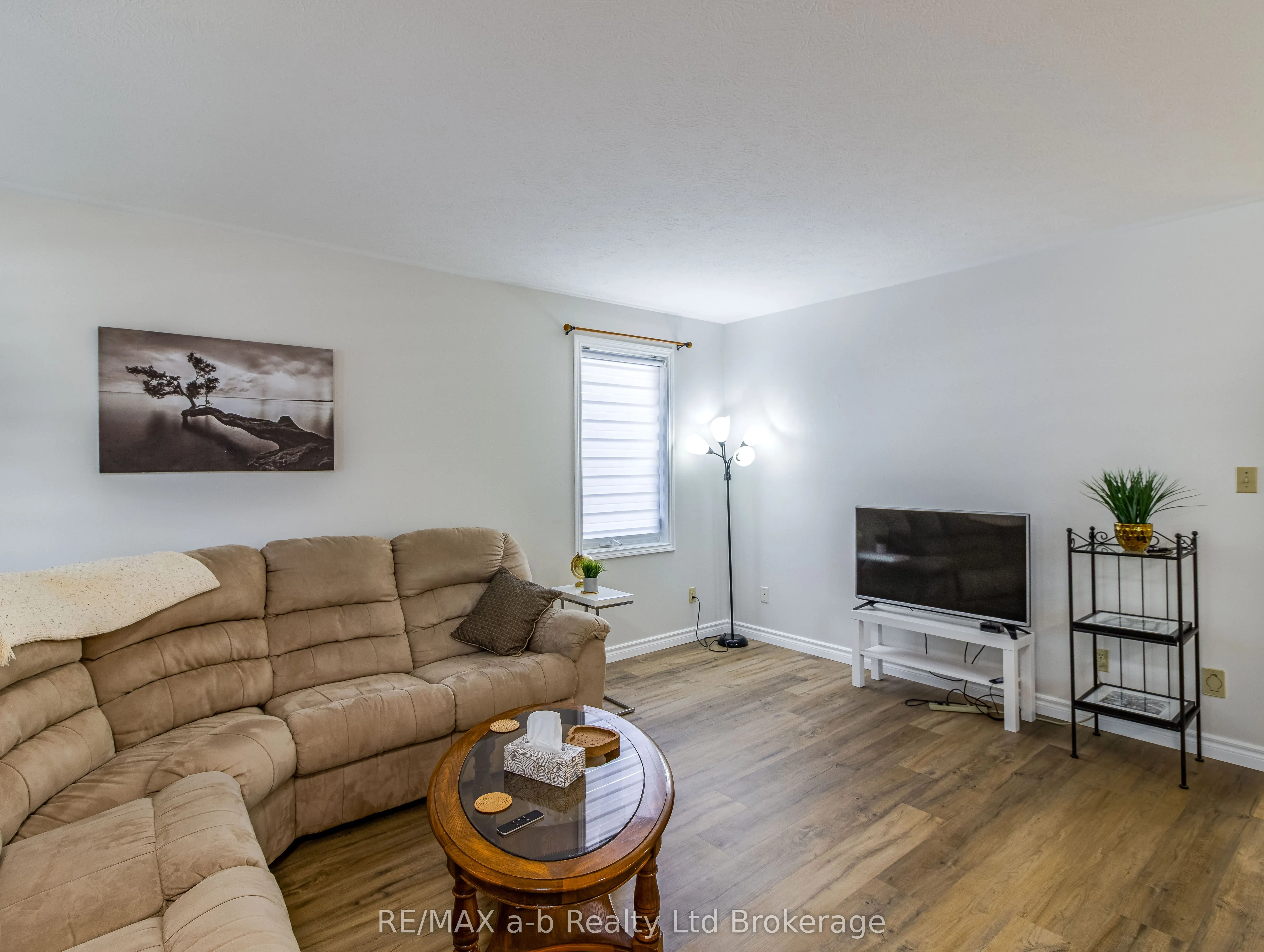 18 Oriole Crescent