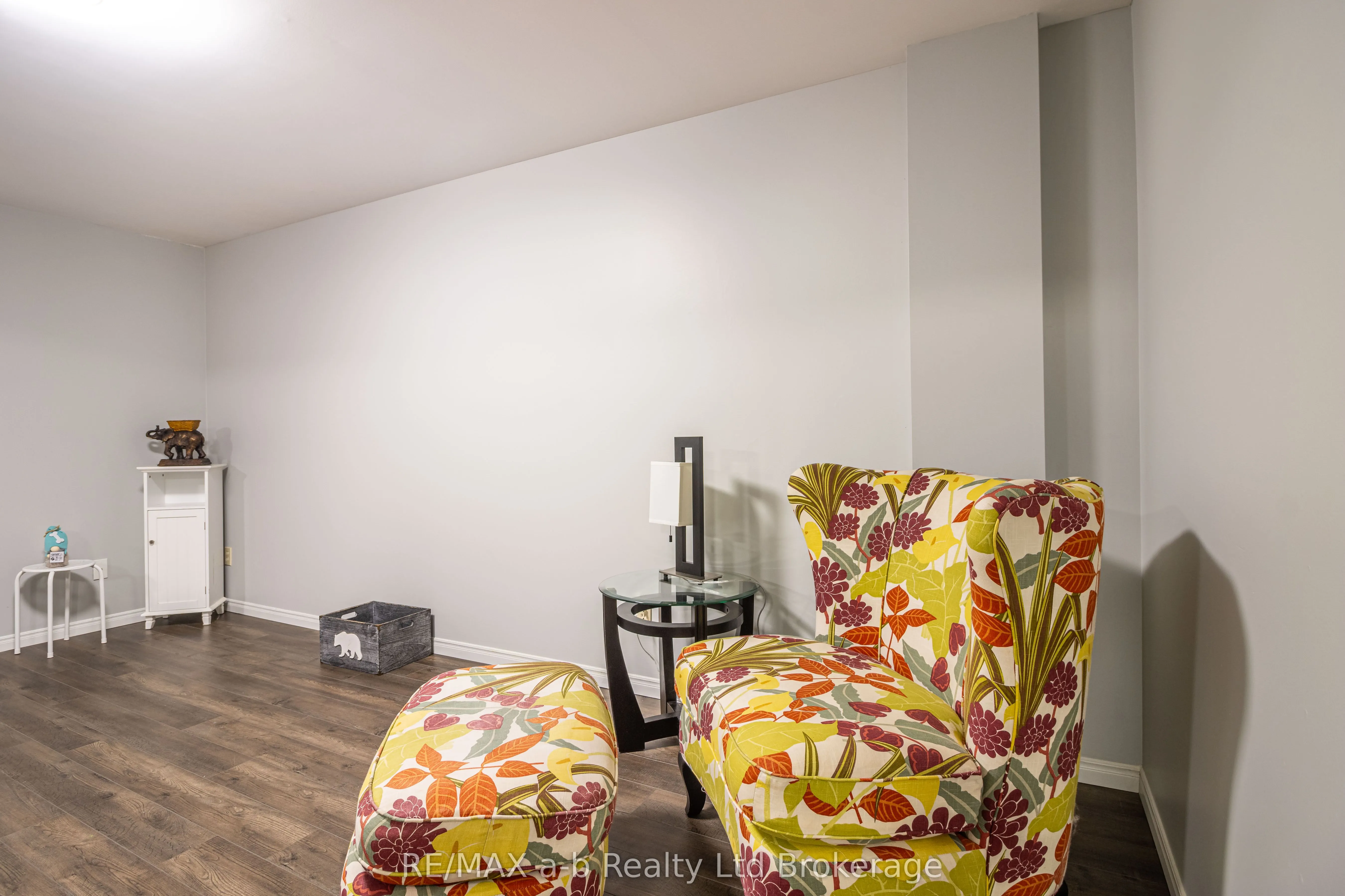 18 Oriole Crescent