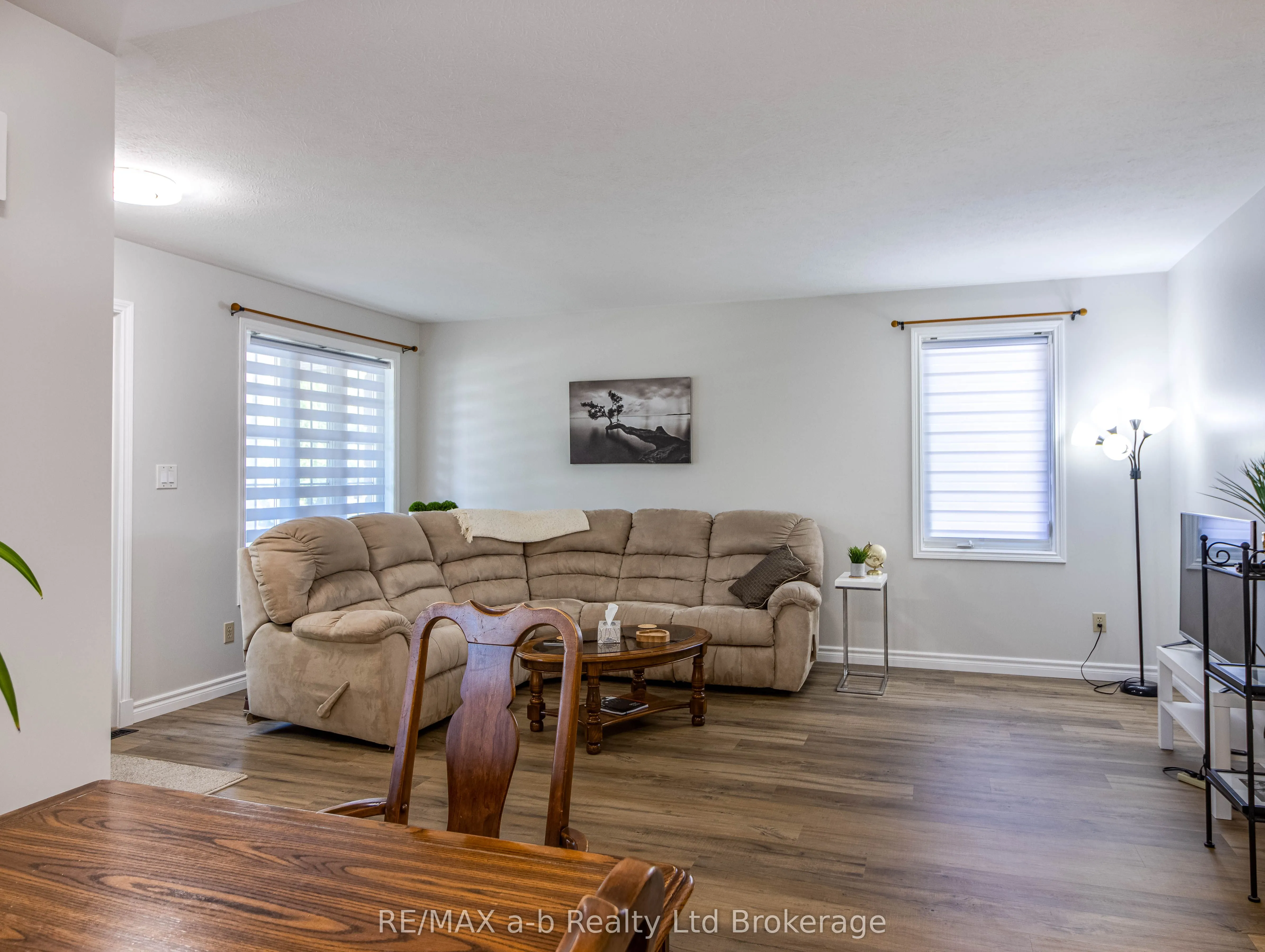 18 Oriole Crescent