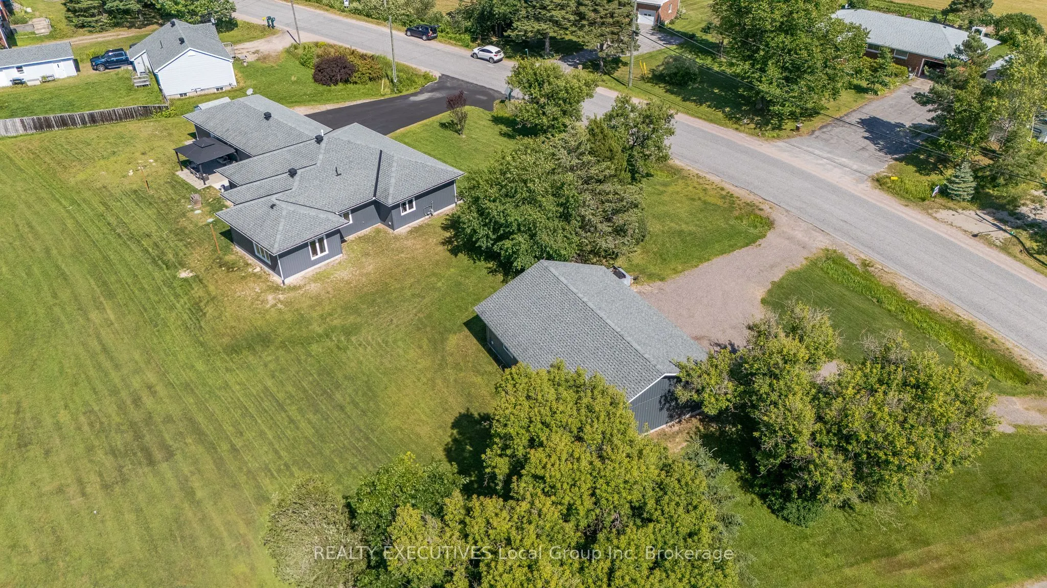 98 Memorial Park Drive E