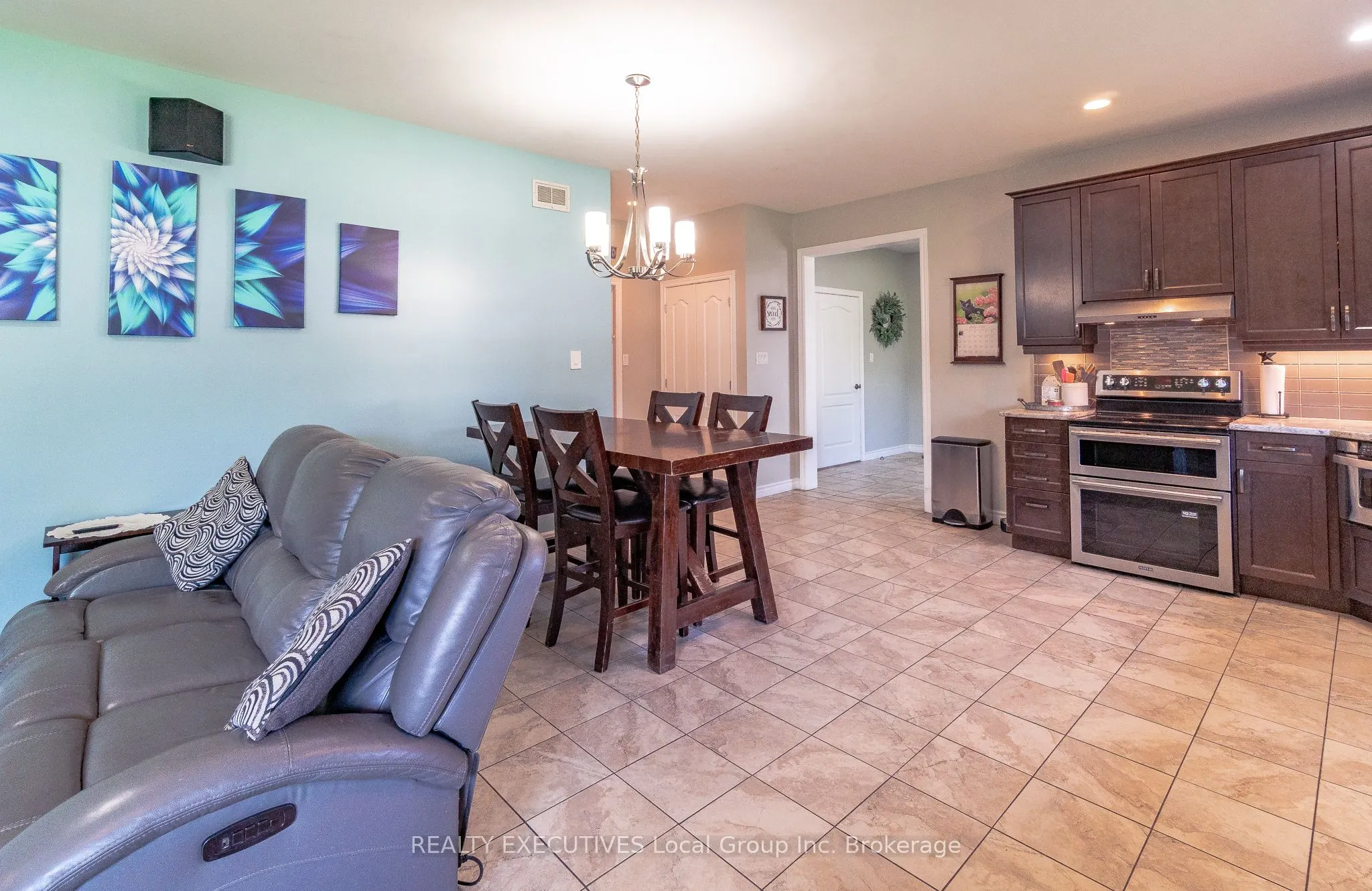 98 Memorial Park Drive E