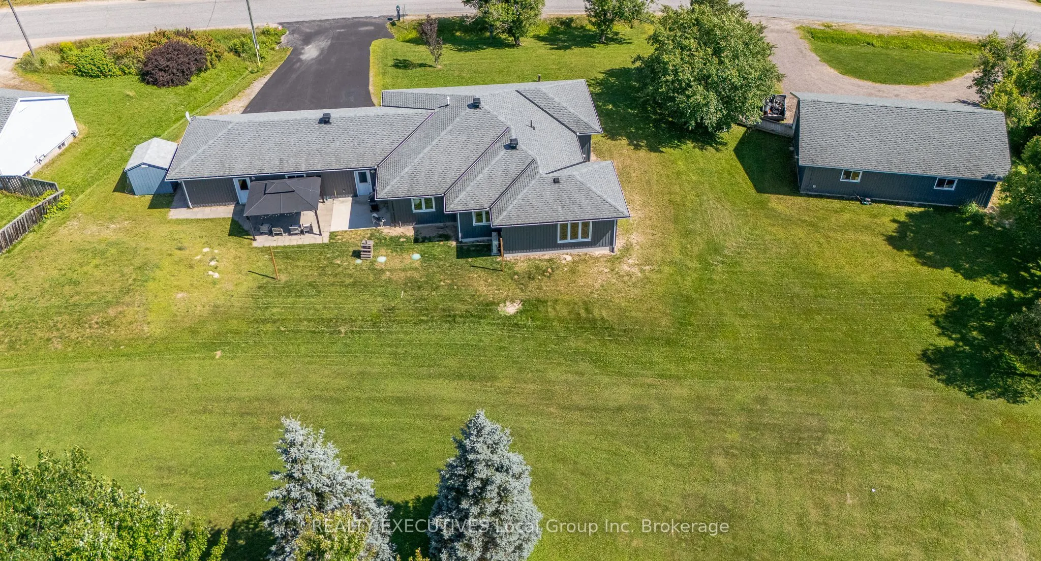 98 Memorial Park Drive E