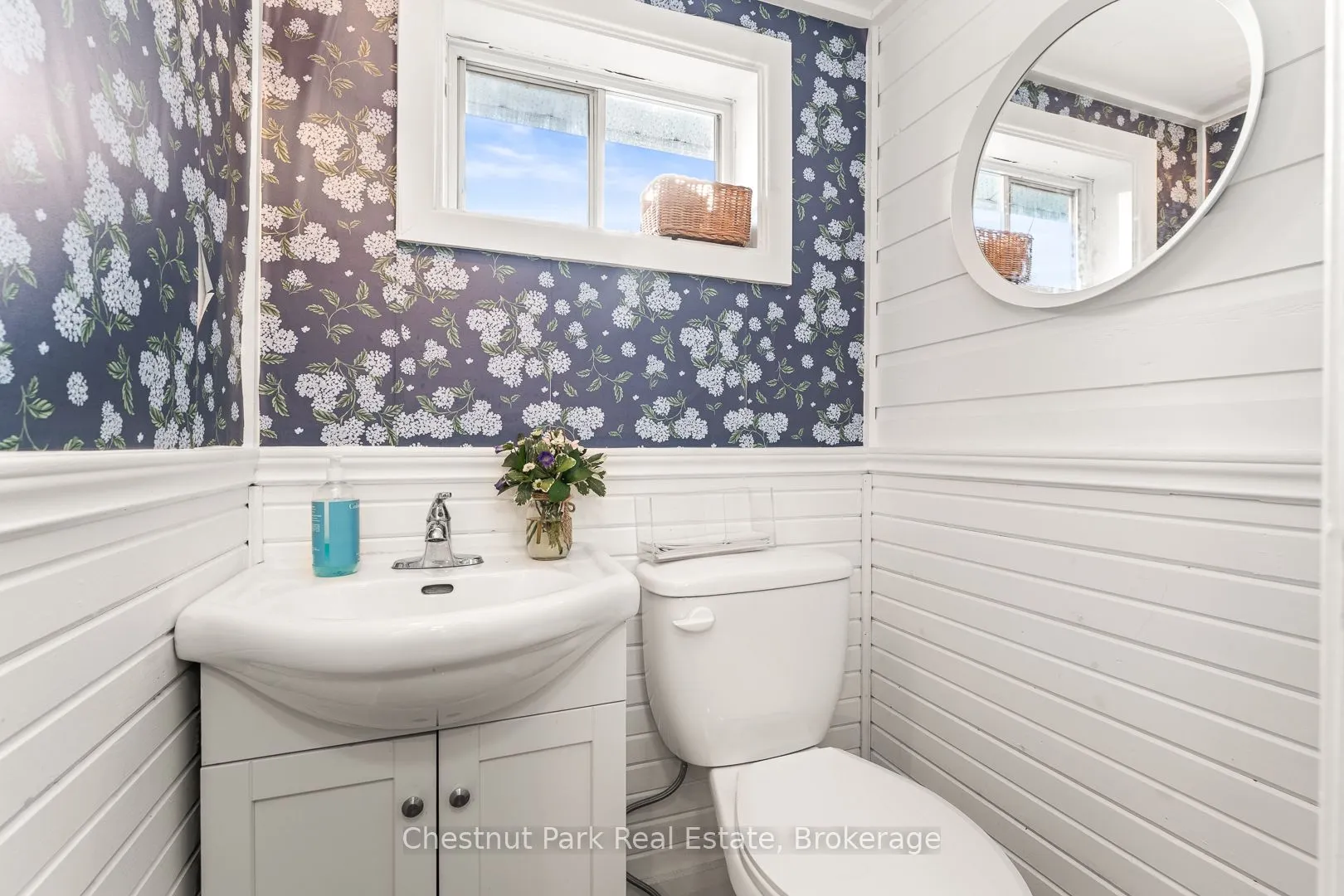 2642 Muskoka 169 Road