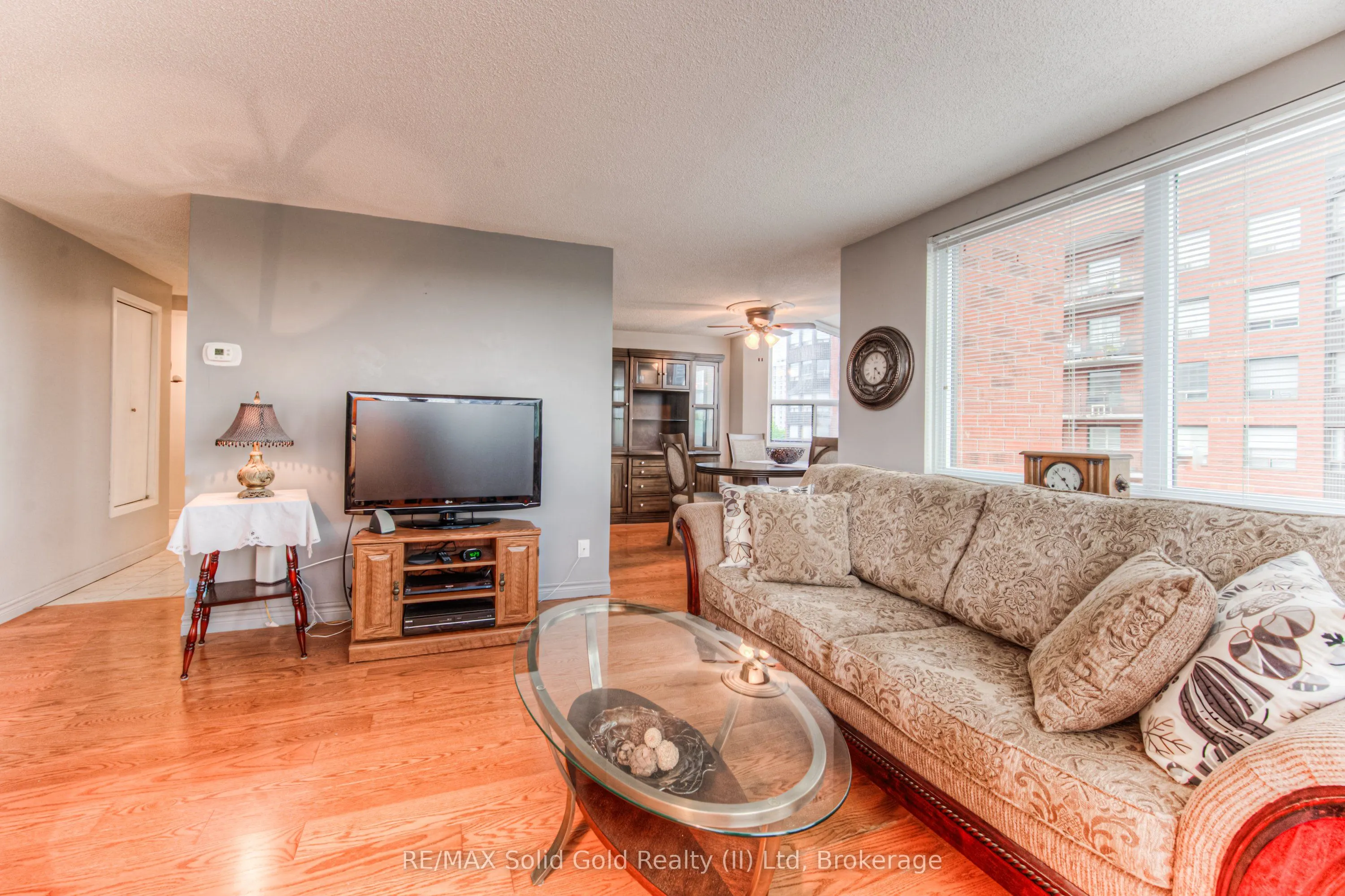 20 Ellen Street E, #611