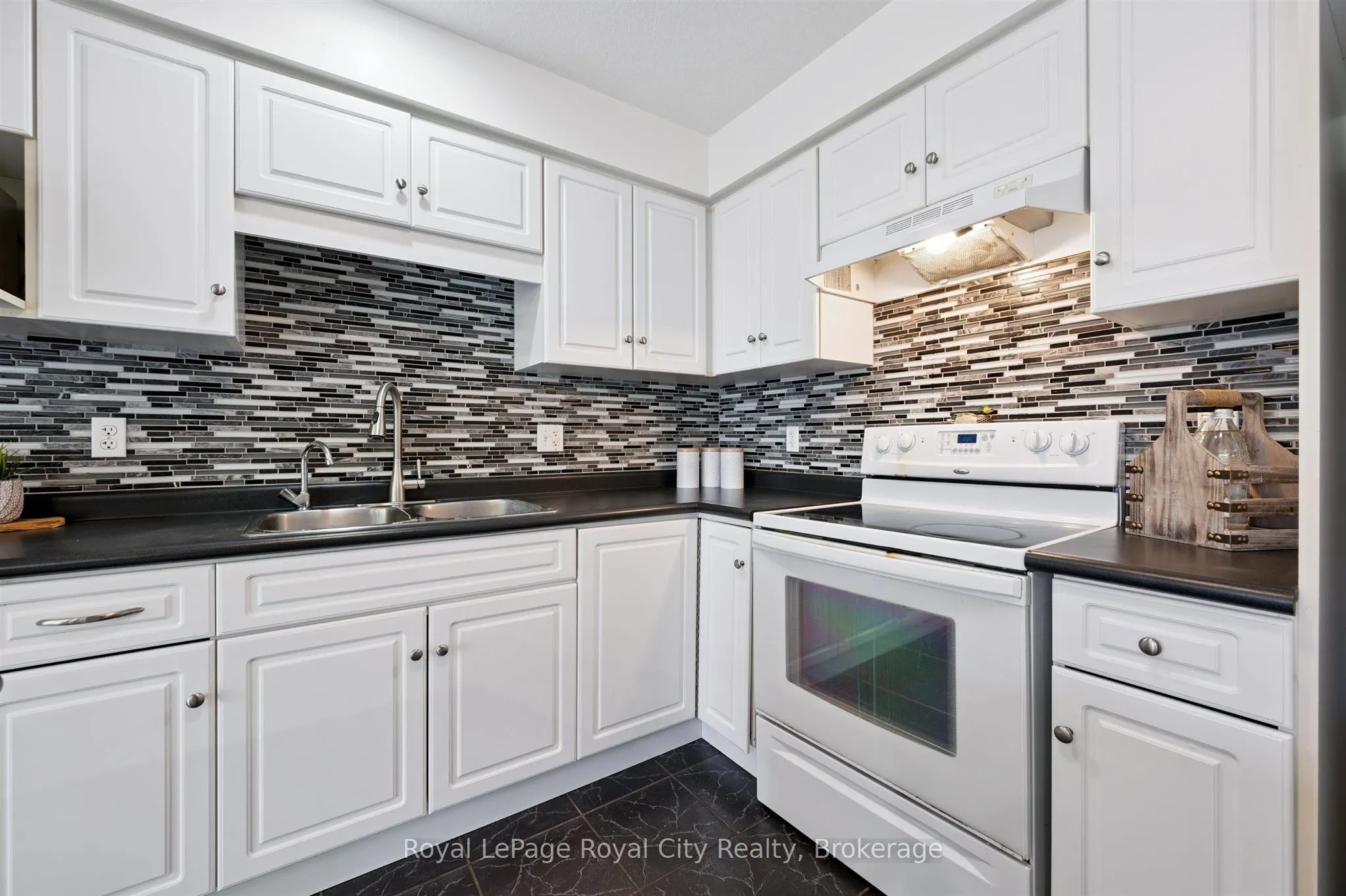 29 Ralston Drive