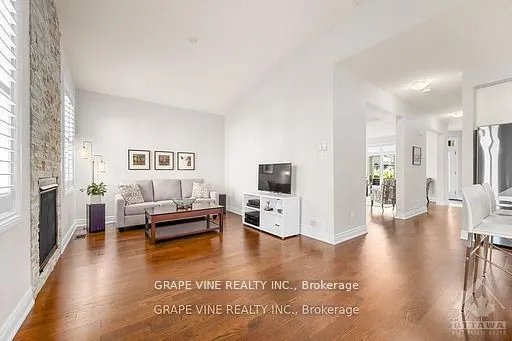 862 Oat Straw Way