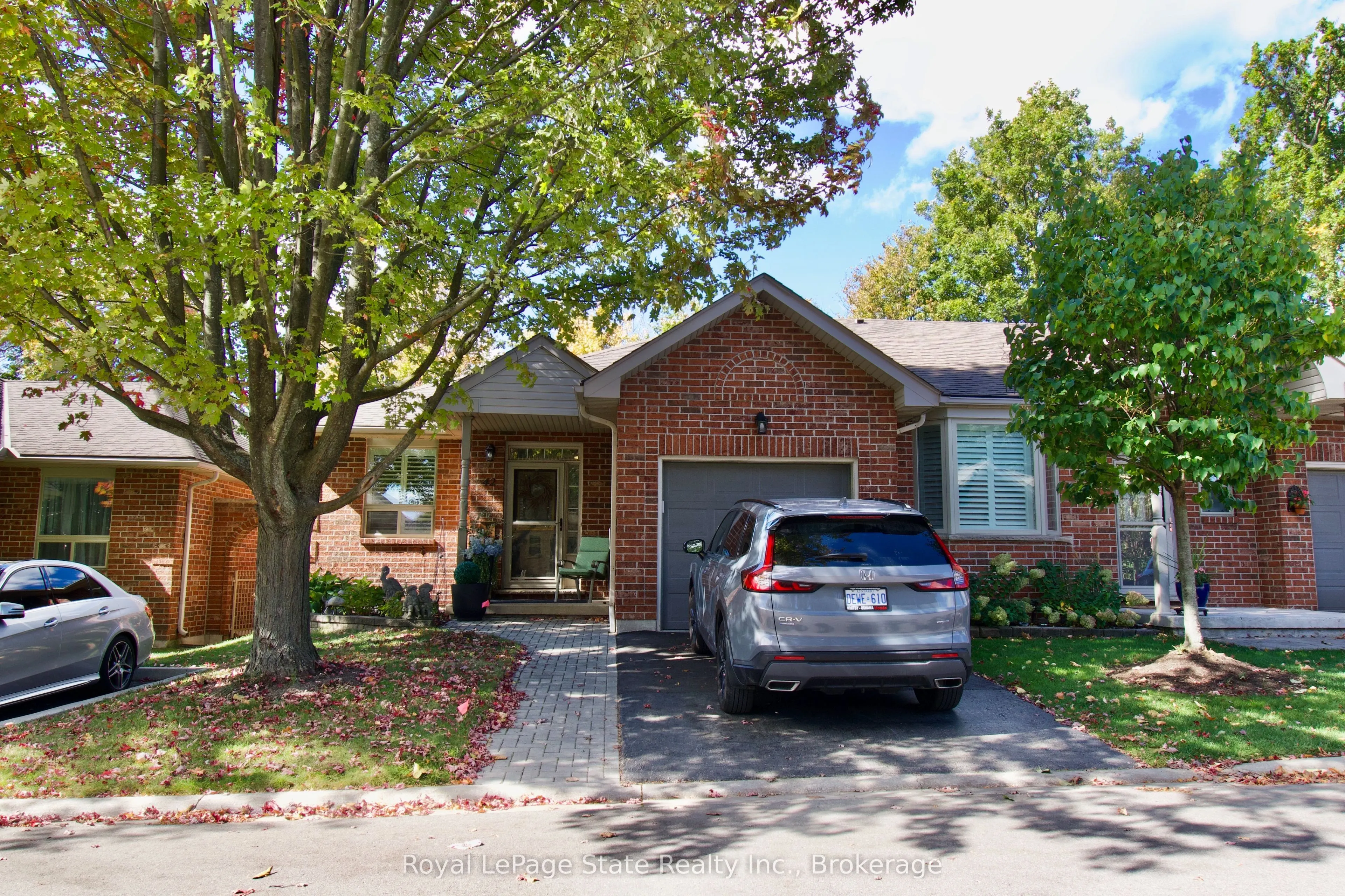 42 Greentrail Drive, #0