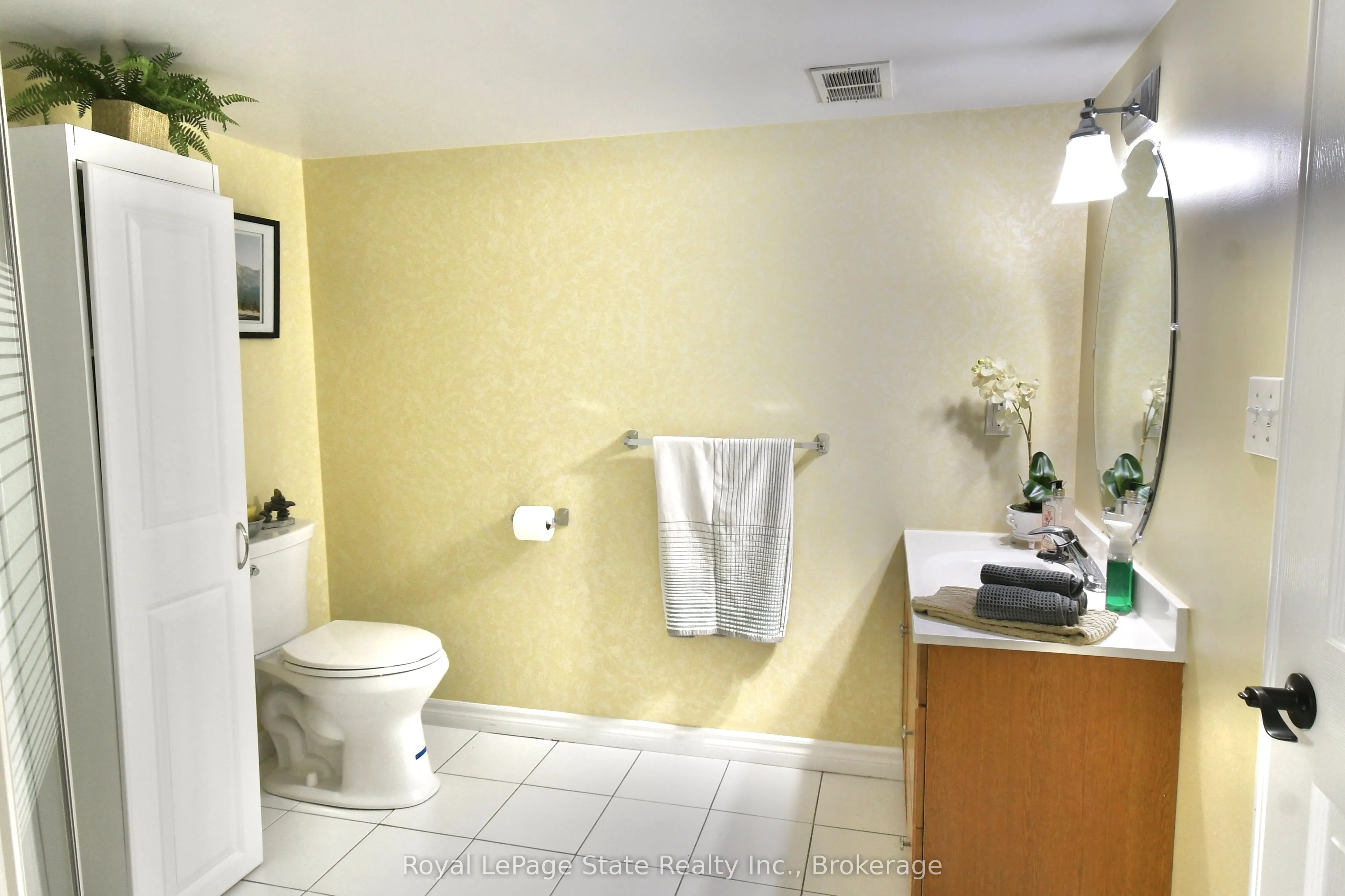 42 Greentrail Drive, #0