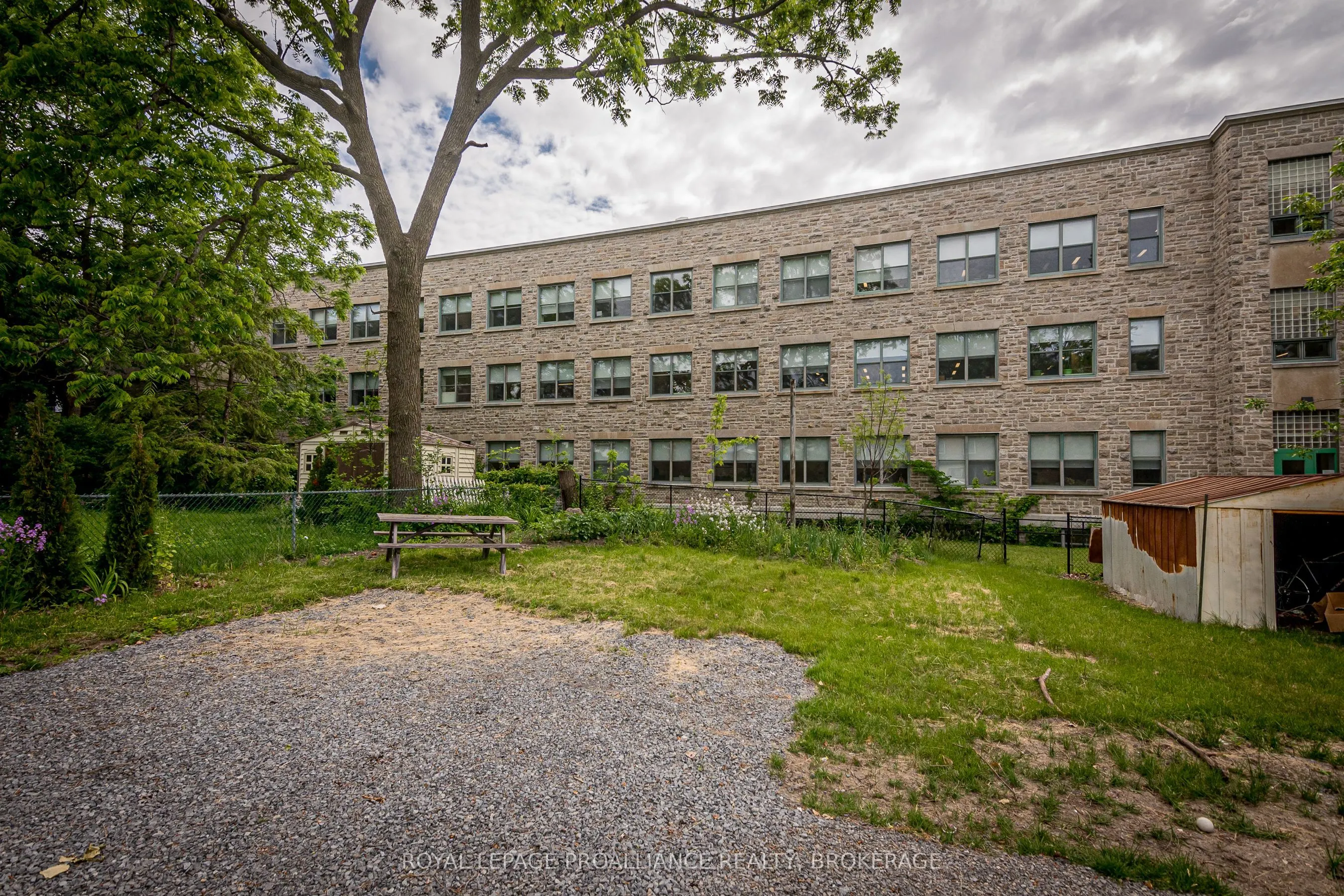 39 Ellerbeck Street