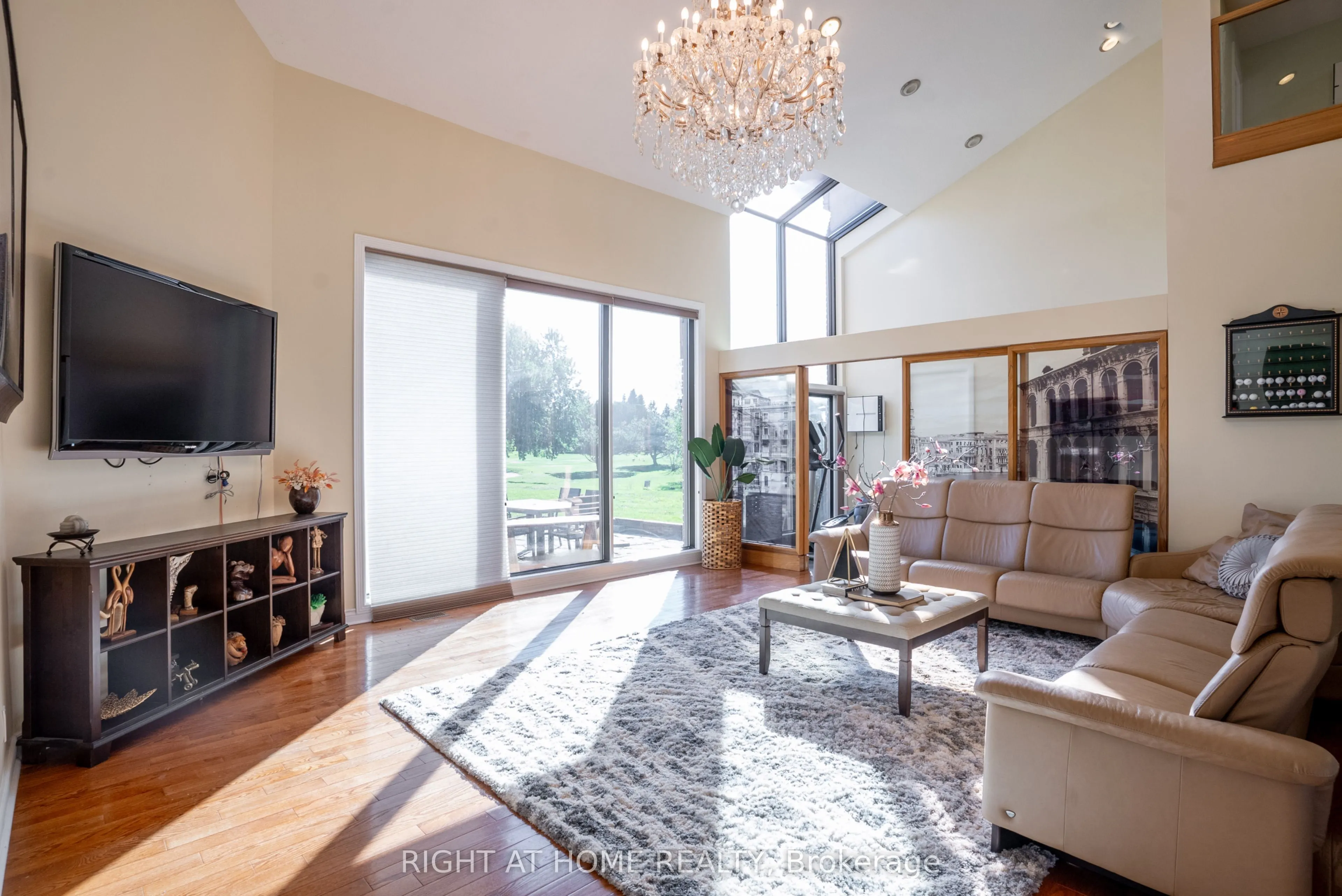 5 Burnt Tree Court