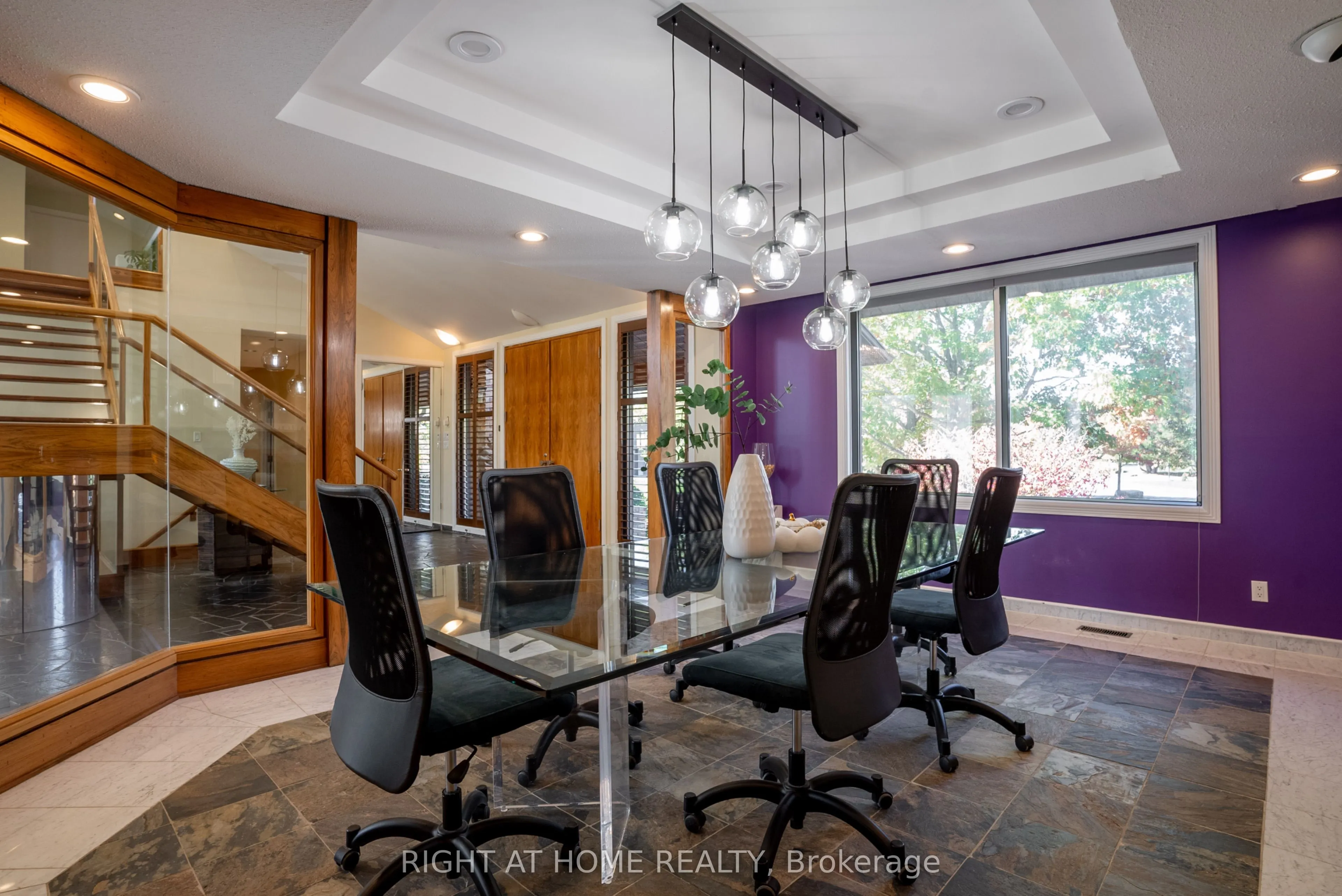 5 Burnt Tree Court