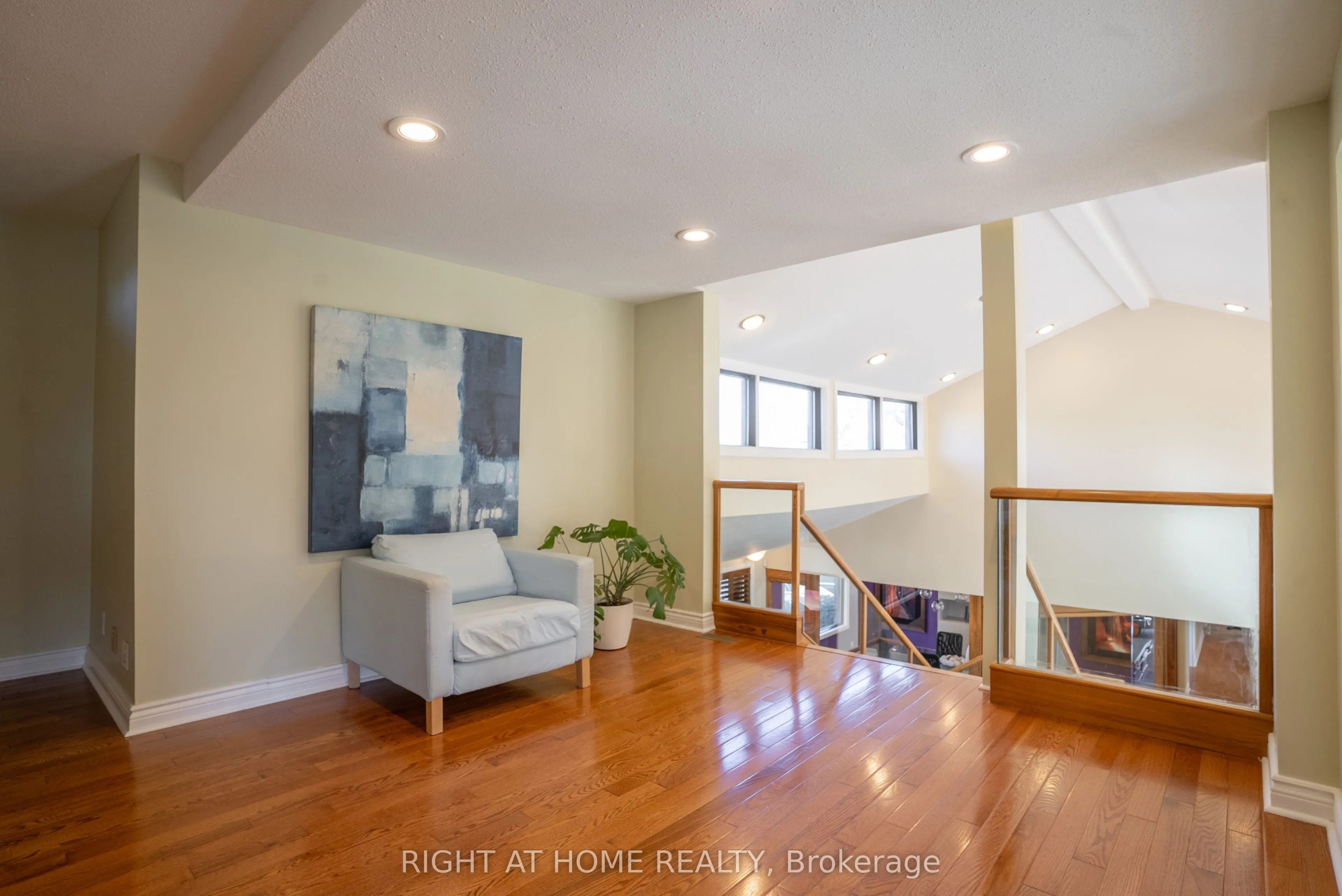 5 Burnt Tree Court