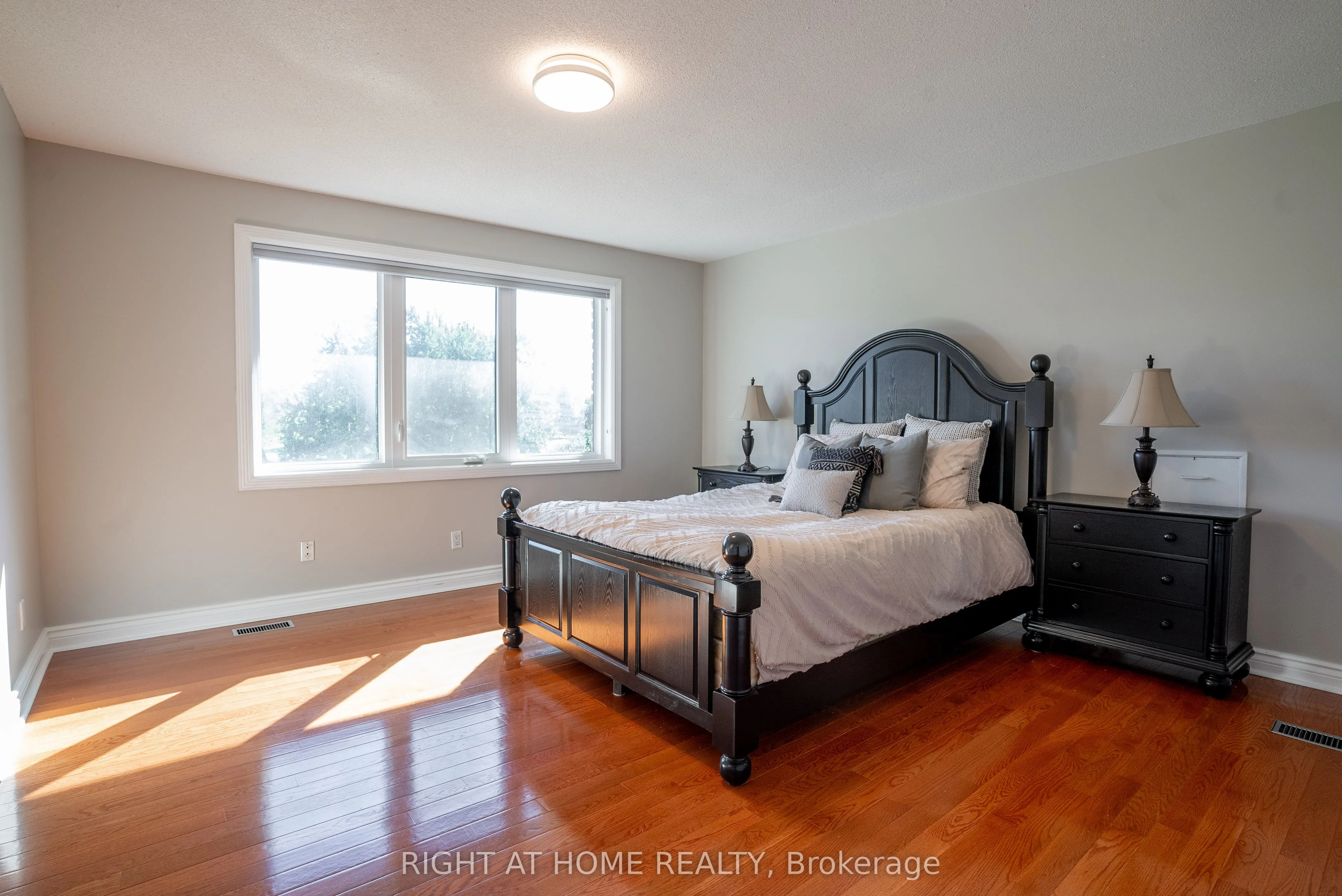 5 Burnt Tree Court