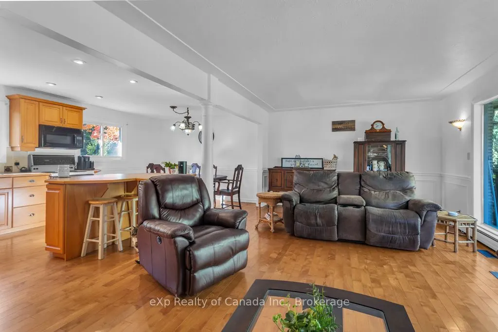 132 North Street E